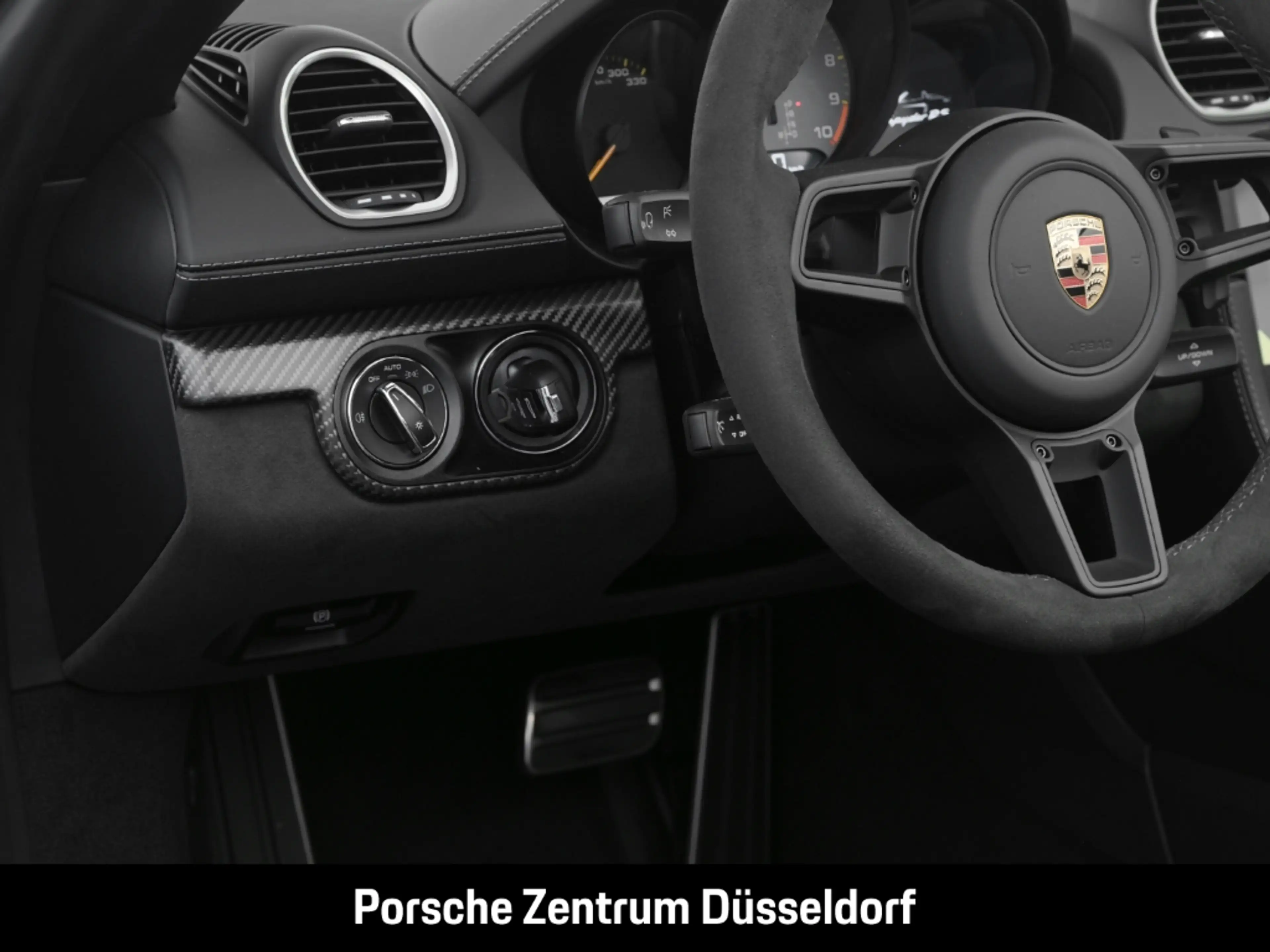 Porsche 718 Spyder RS Liftsystem-VA BOSE Rückfahrkamera — photo 14