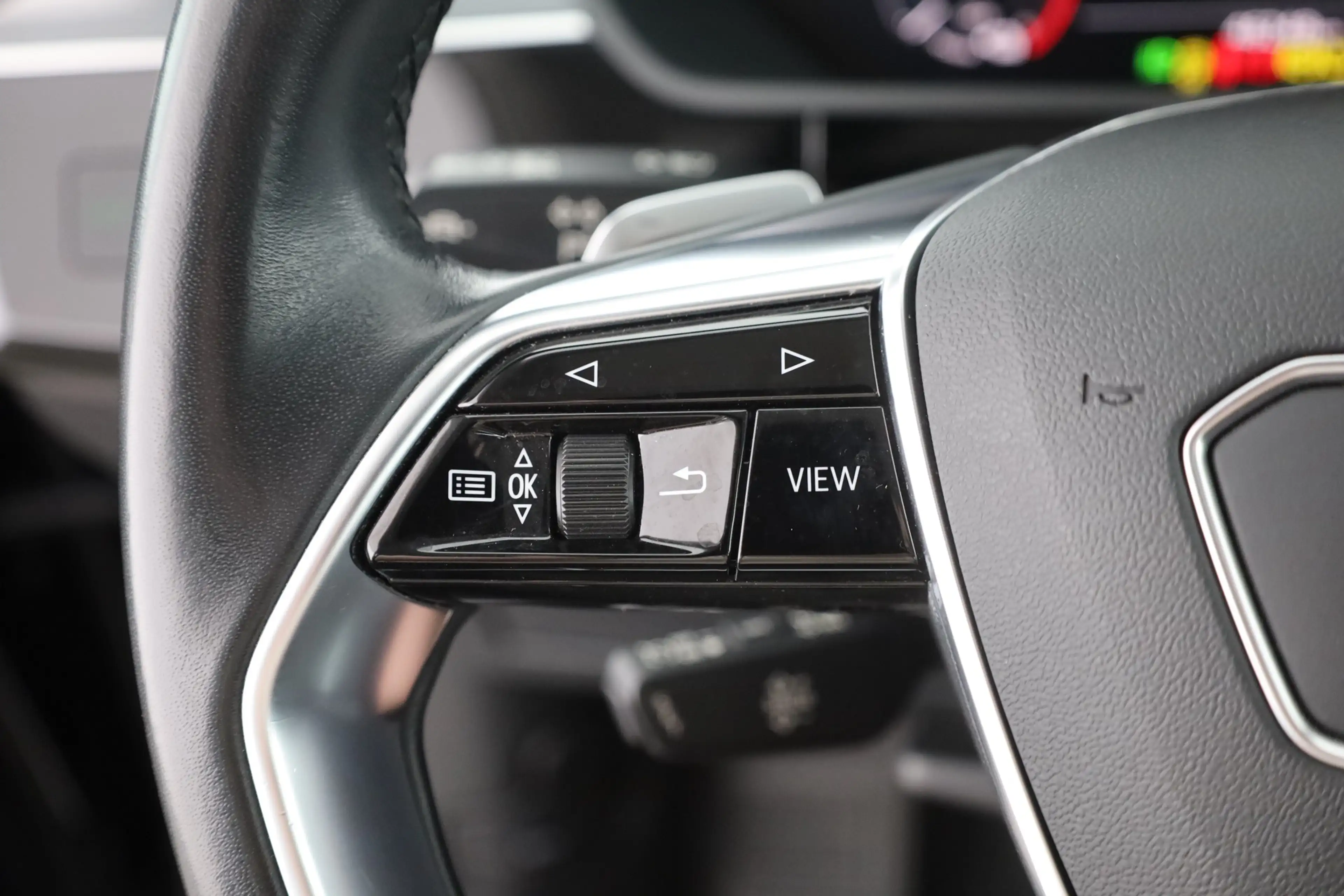 Audi e-tron 50 quattro LED Navi Standheizung DAB 1.Hd — photo 14