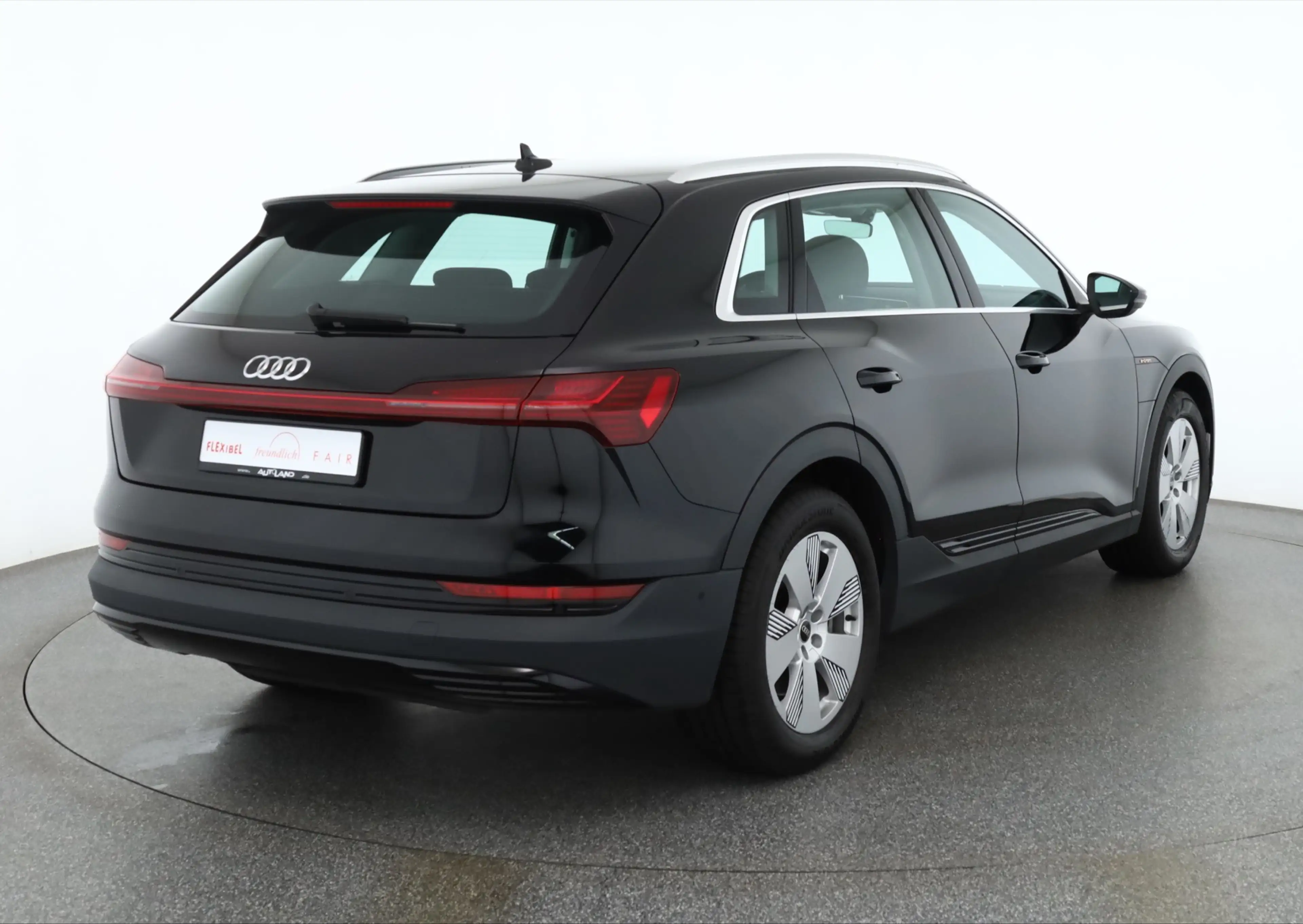 Audi e-tron 50 quattro LED Navi Standheizung DAB 1.Hd — photo 5