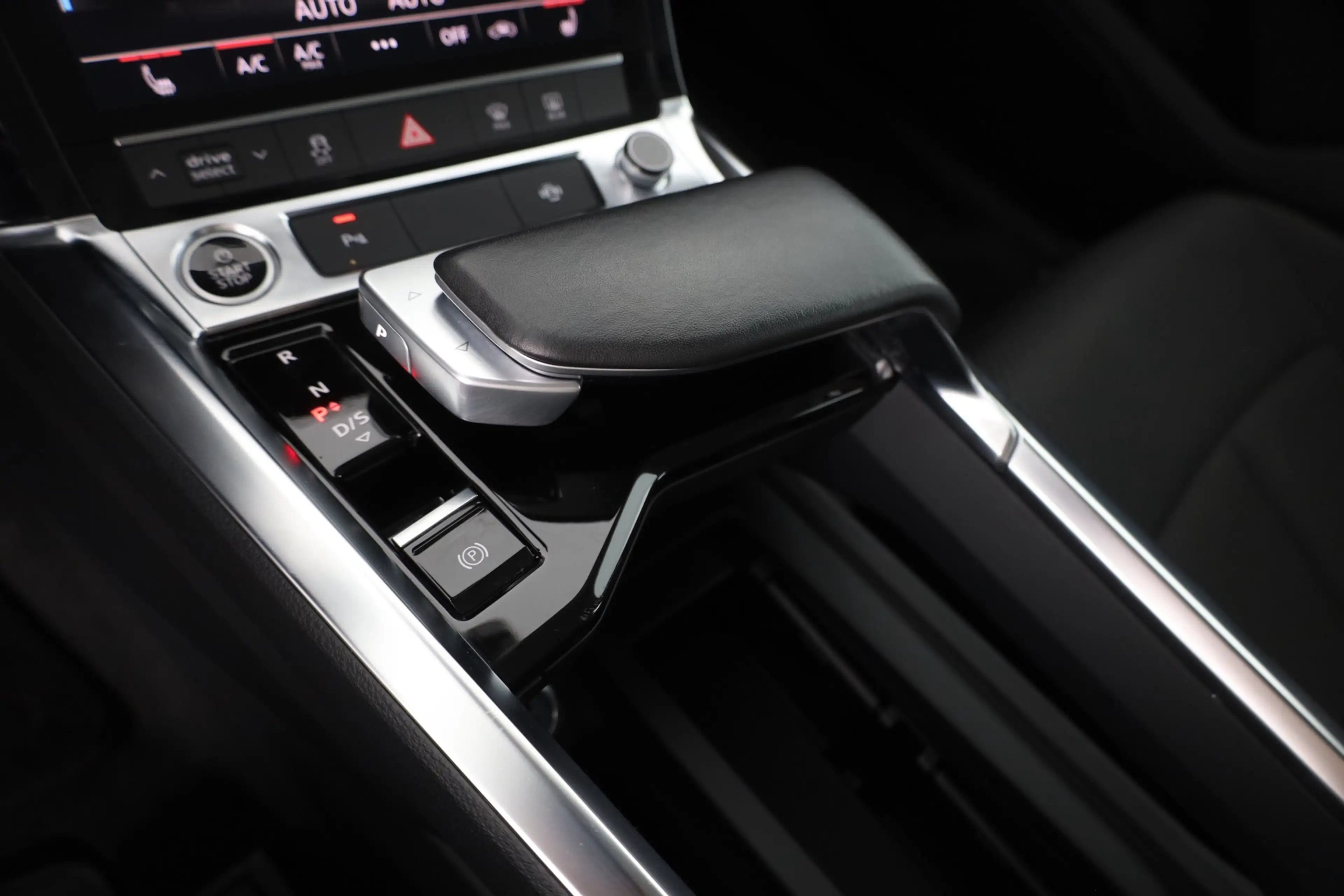 Audi e-tron 50 quattro LED Navi Standheizung DAB 1.Hd — photo 12