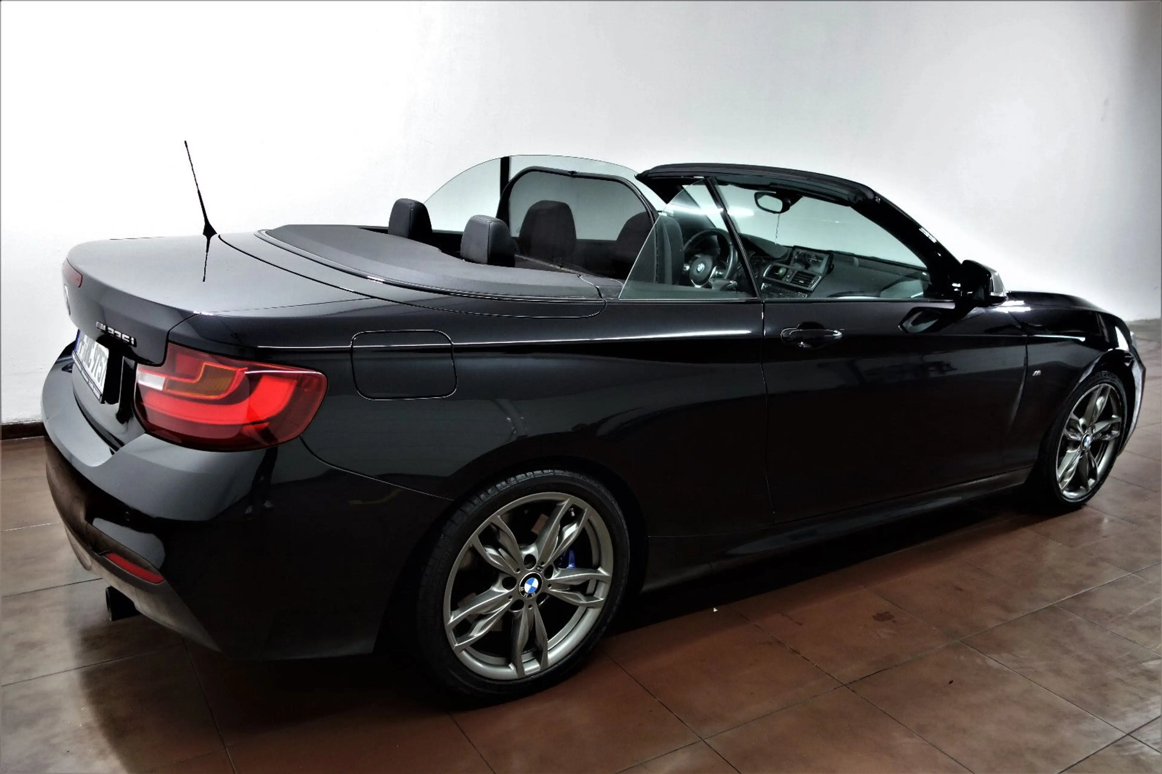 BMW 235 i Cabrio Leder/Xenon/Navi/Klimaauto/18-Zoll — photo 7