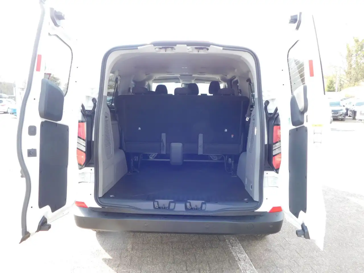 Ford Transit Custom Kombi 320 L2 Trend Autom. 5J.Gara 10