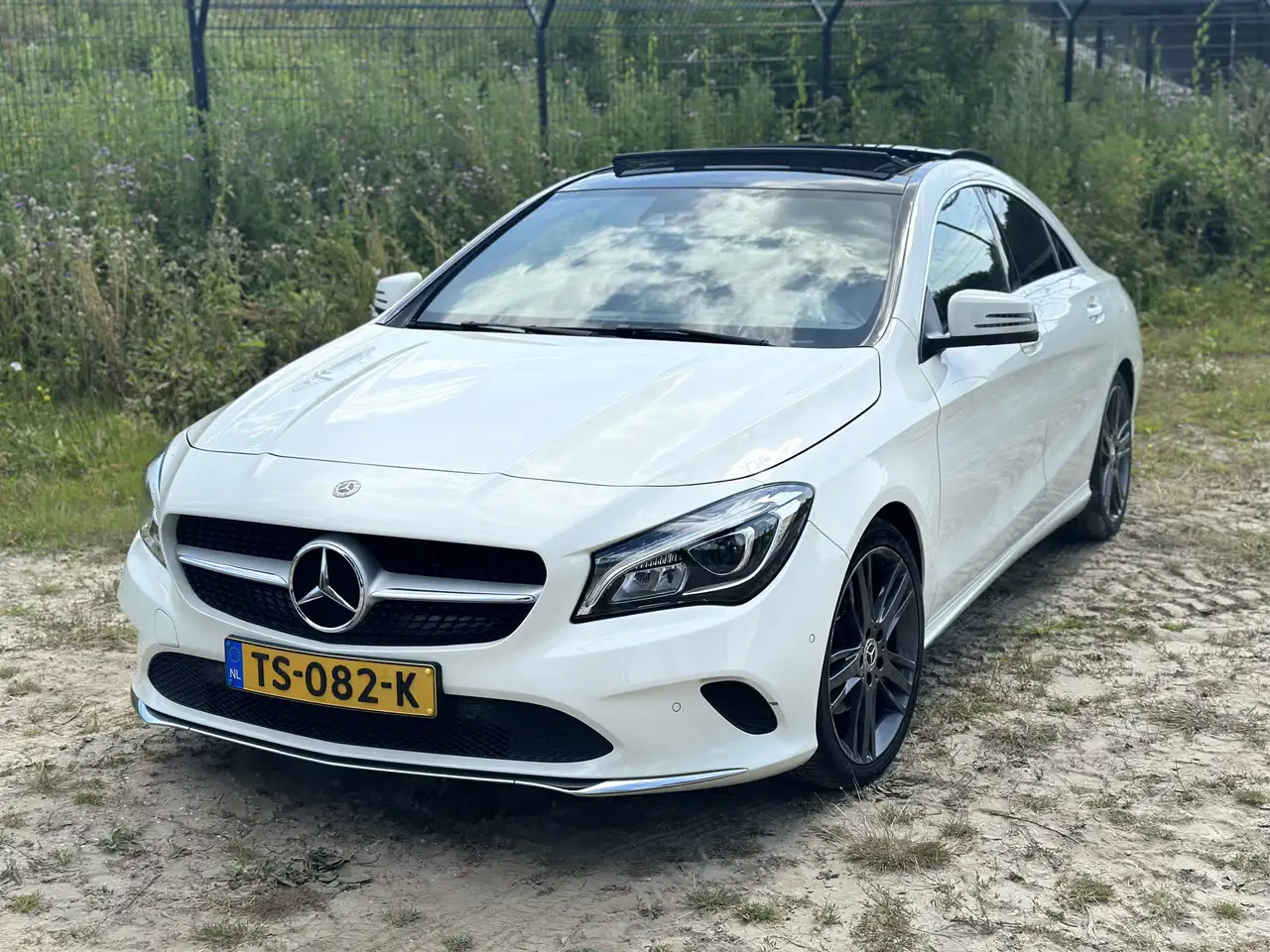 Mercedes-Benz CLA 180