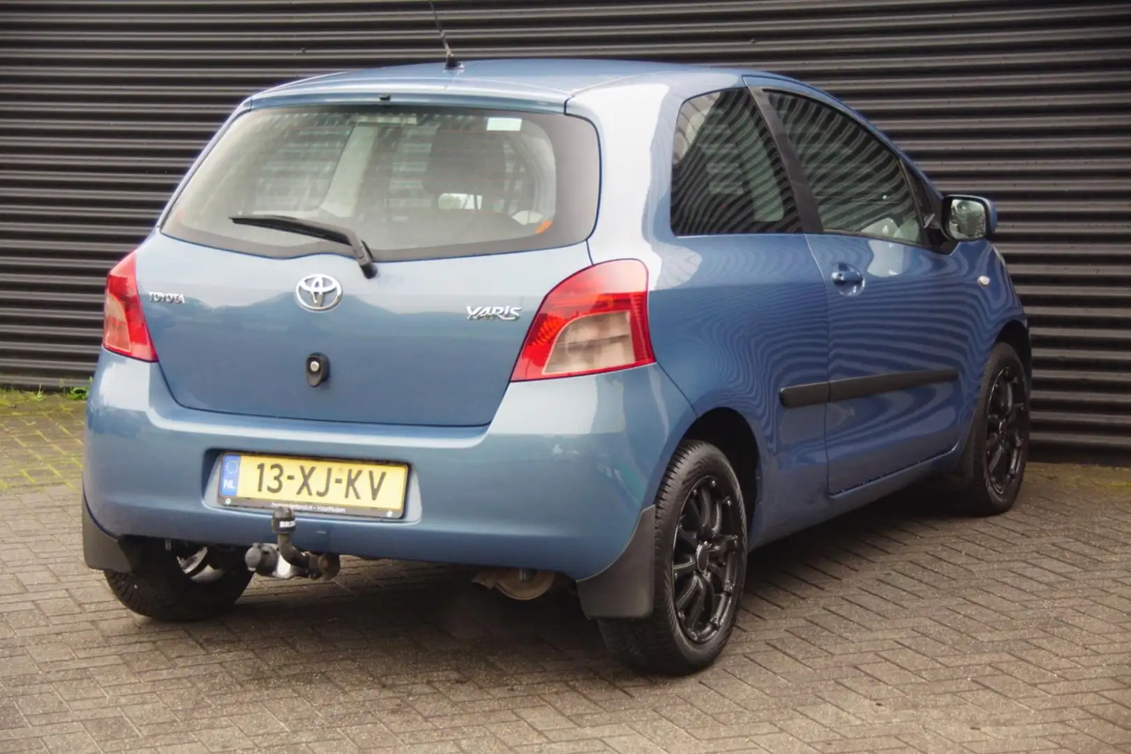 Toyota Yaris 1.3 VVTi Sol | Carplay | Airco | Nieuwe APK | Trek Blau - 2