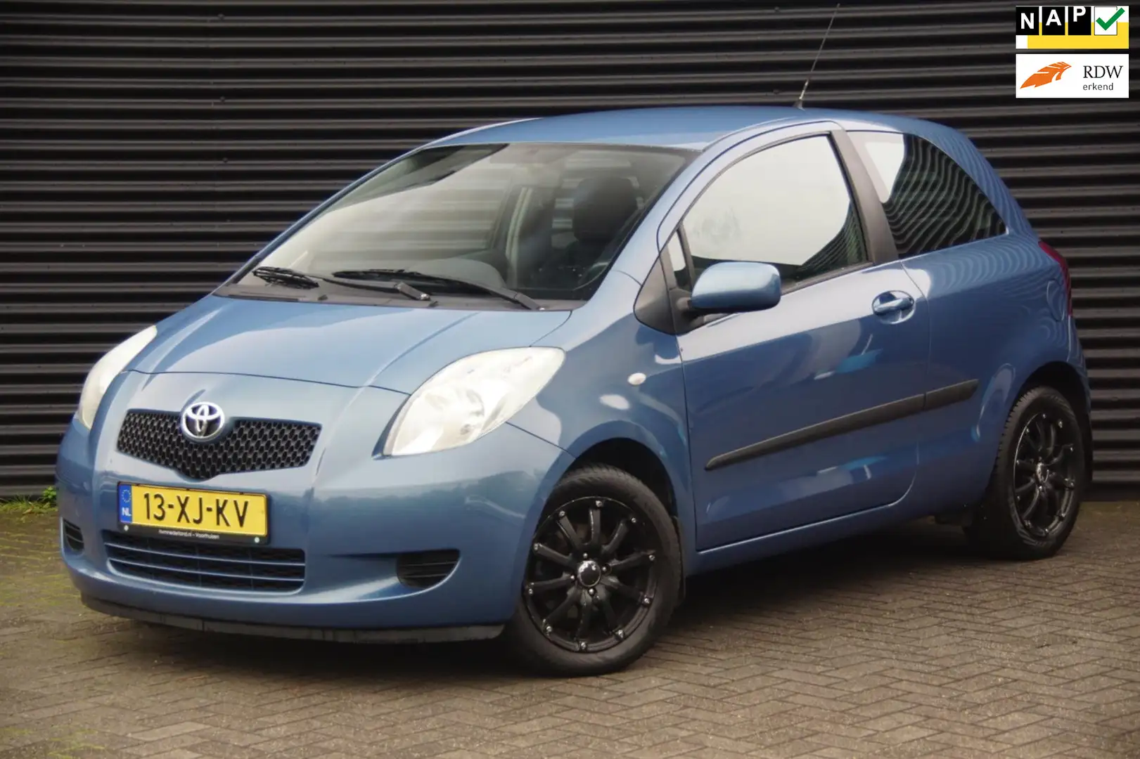 Toyota Yaris 1.3 VVTi Sol | Carplay | Airco | Nieuwe APK | Trek Blau - 1