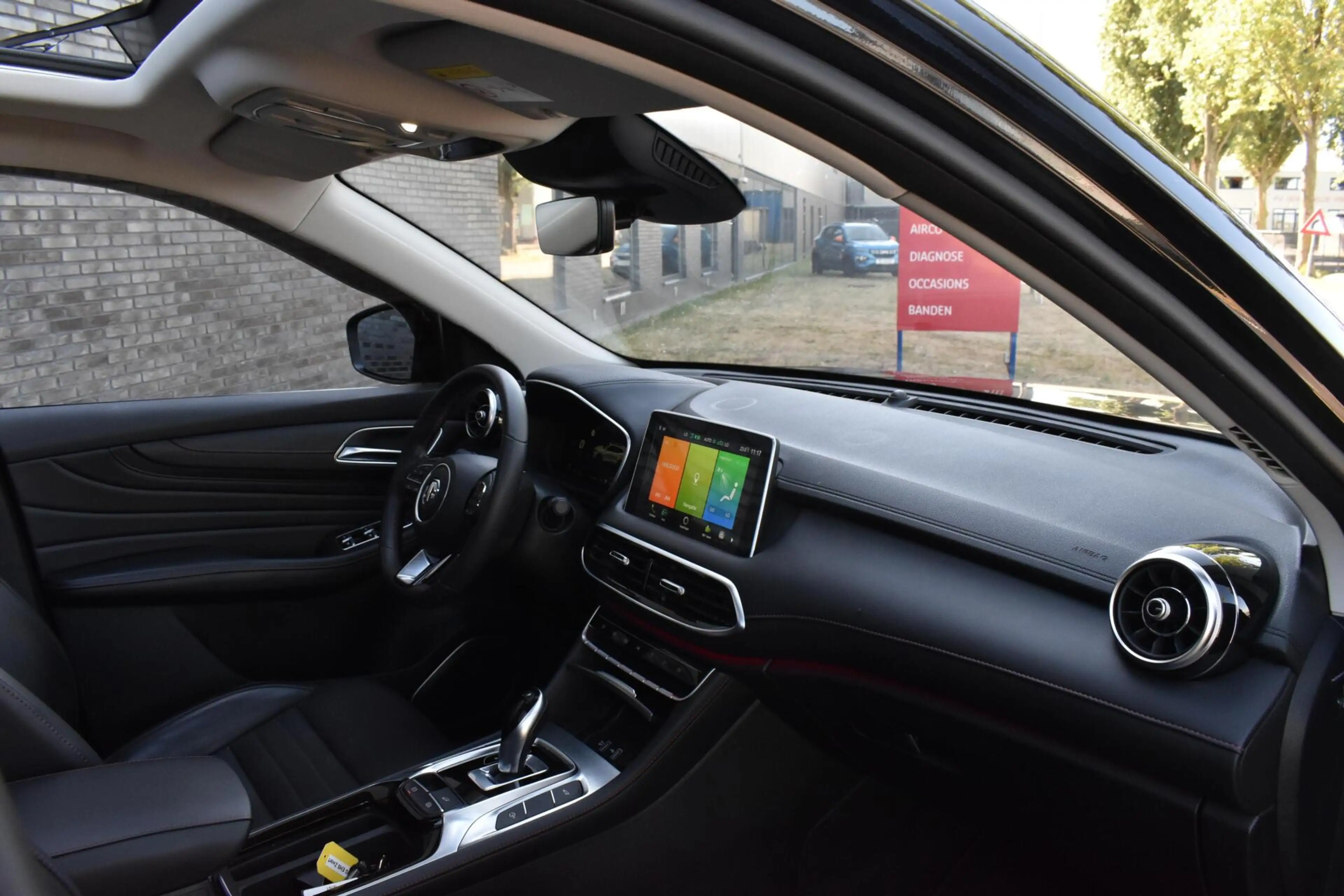 MG EHS 1.5 TGDI Luxury Plug In Hybrid PANORAMADAK/LEDER/D — photo 14