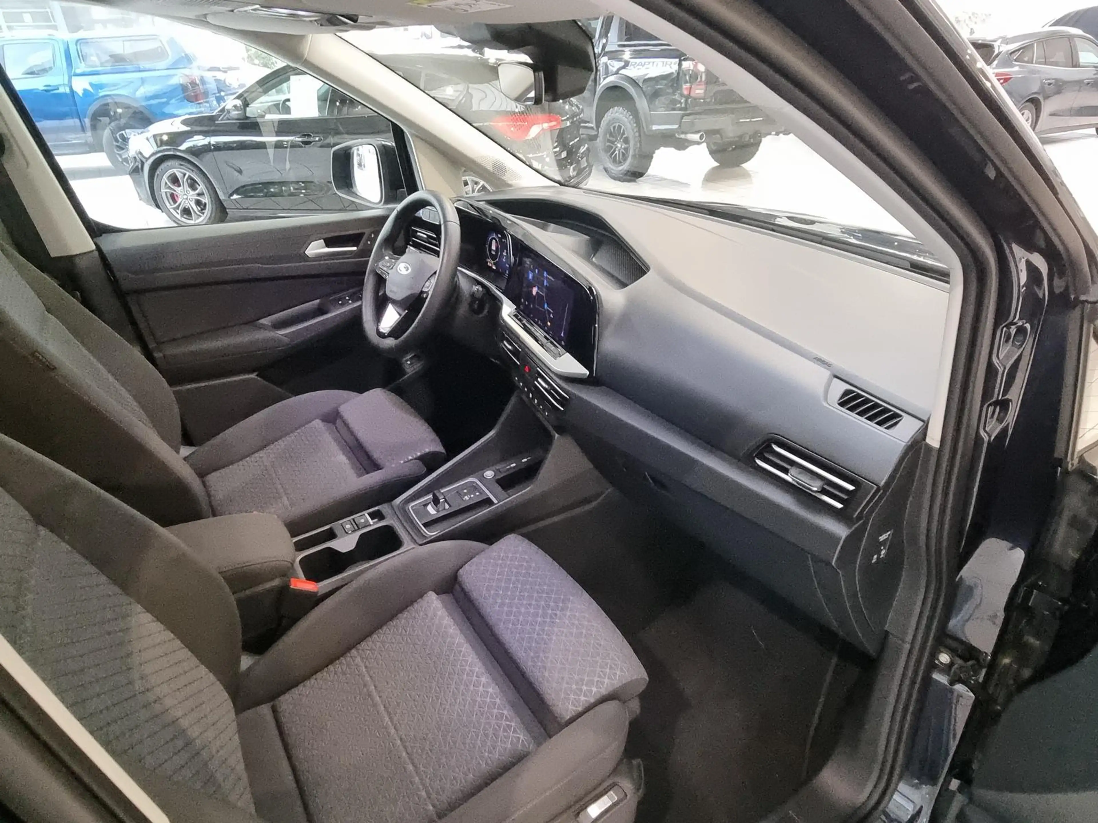 Ford Tourneo Connect Grand Tourneo Connect Titanium PHEV 150 PS #7 Sitz — photo 15