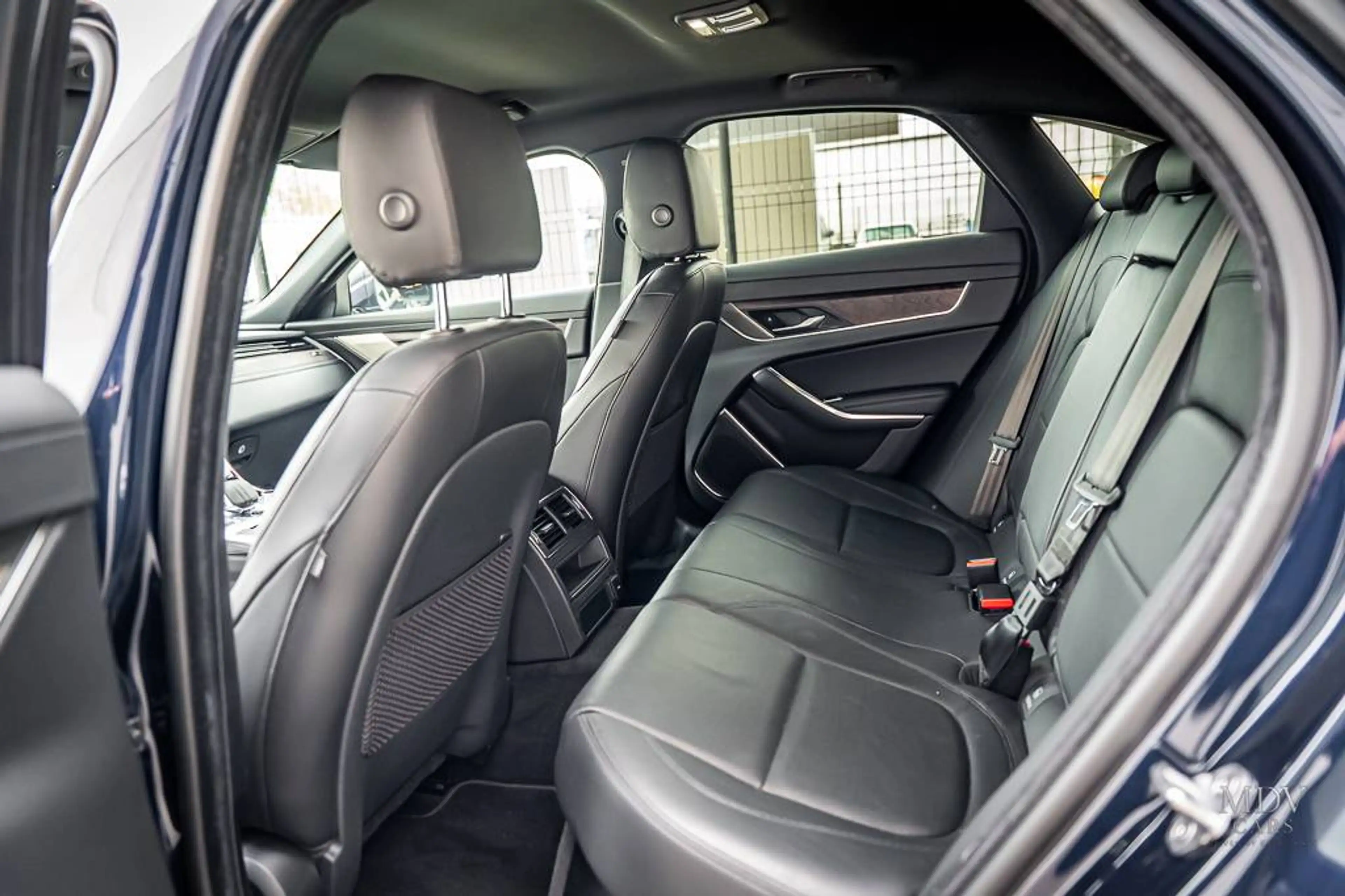Jaguar XF XF 2.0 D MHEV AWD D200 HSE — photo 6