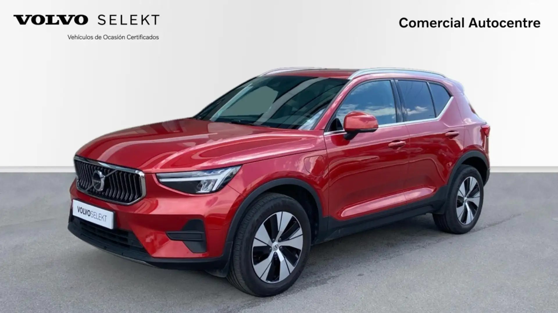 Volvo XC40 RECHARGE CORE, T4 HiBRIDO ENCHUFABLE, GASOLINA, BR Rojo - 1