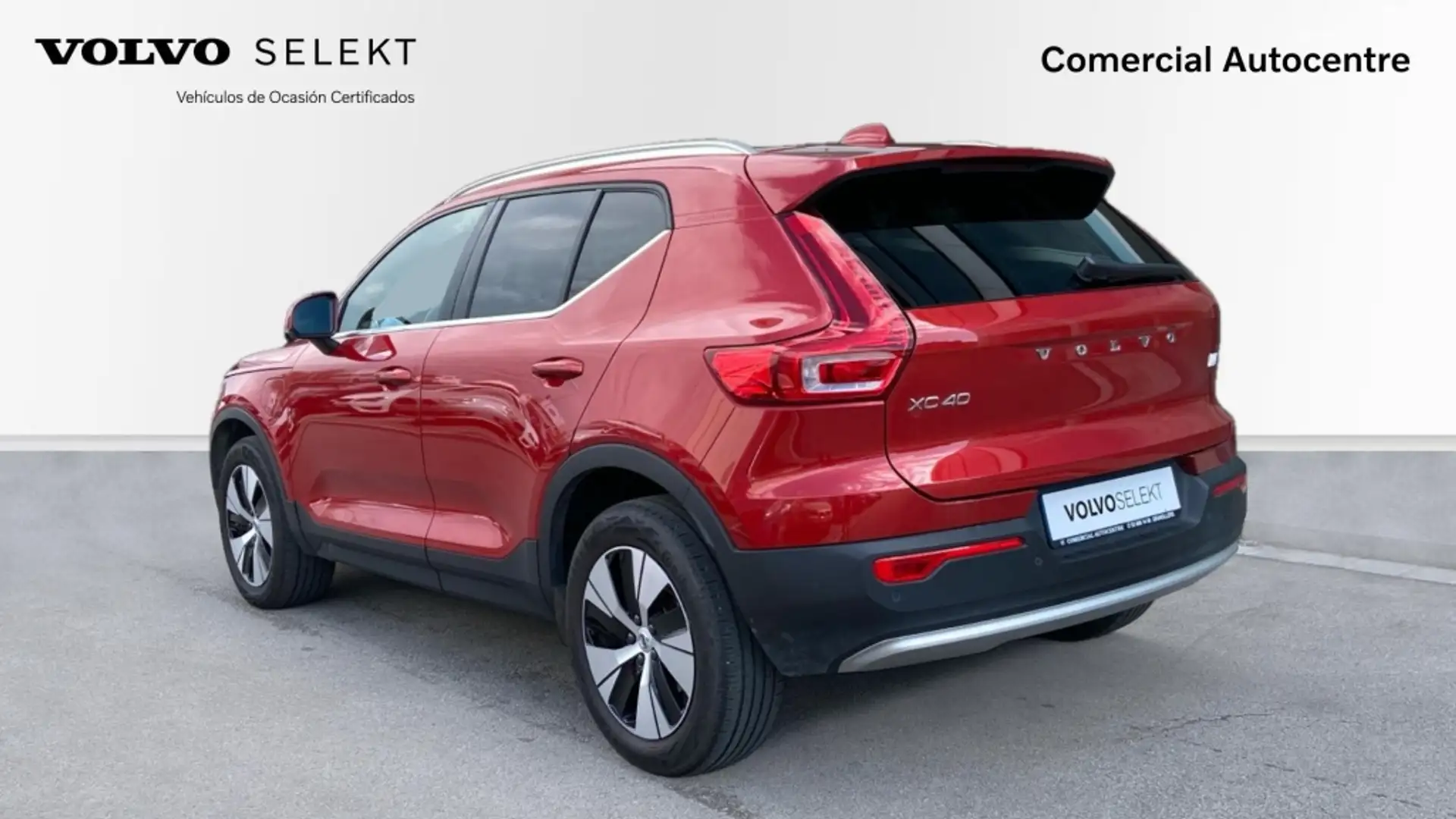Volvo XC40 RECHARGE CORE, T4 HiBRIDO ENCHUFABLE, GASOLINA, BR Rojo - 2
