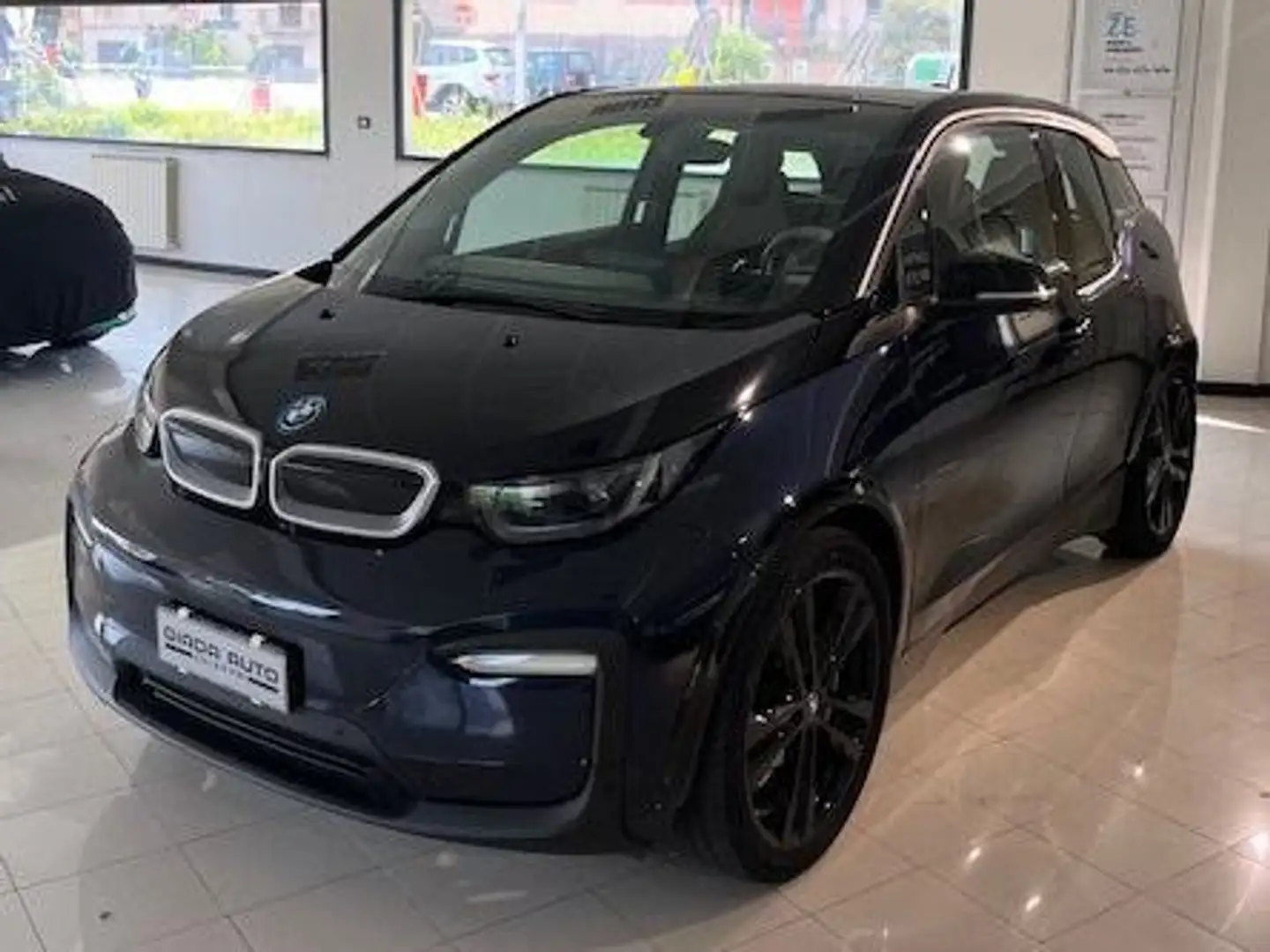 BMW i3 i3 120Ah Zwart - 1