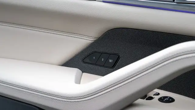 BMW 4 Series view 20