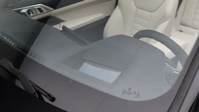 BMW 4 Series view 11