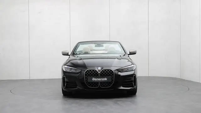 BMW 4 Series view 22