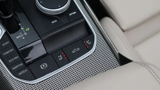 BMW 4 Series view 12