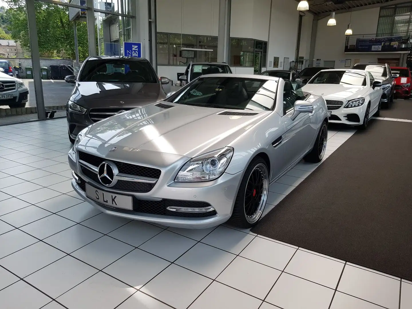 Mercedes-Benz SLK 250 ROADSTER AUTOMATIK SHZ LEDER COMAND Argintiu - 1