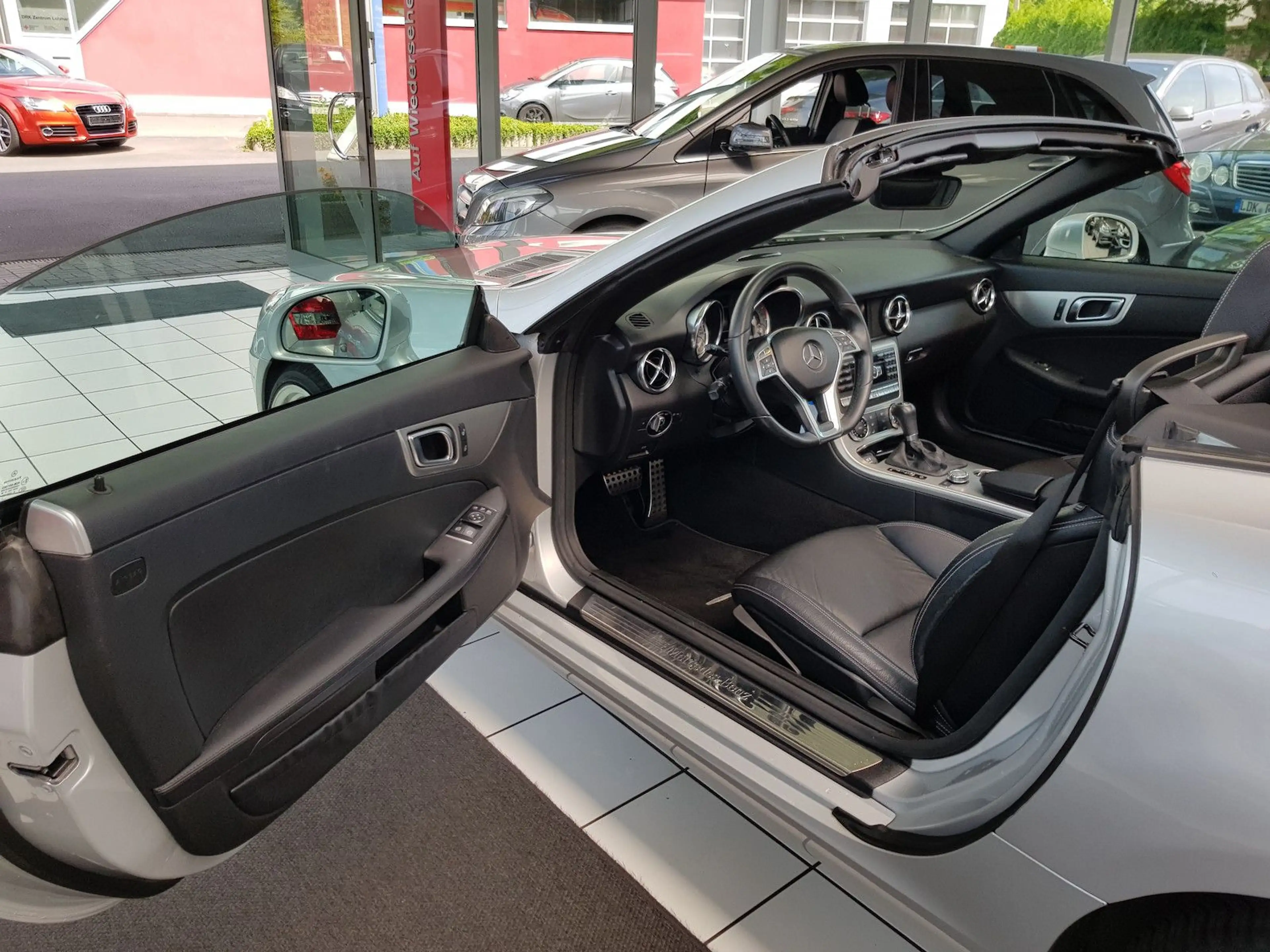 Mercedes-Benz SLK 250 ROADSTER AUTOMATIK SHZ LEDER COMAND — photo 6