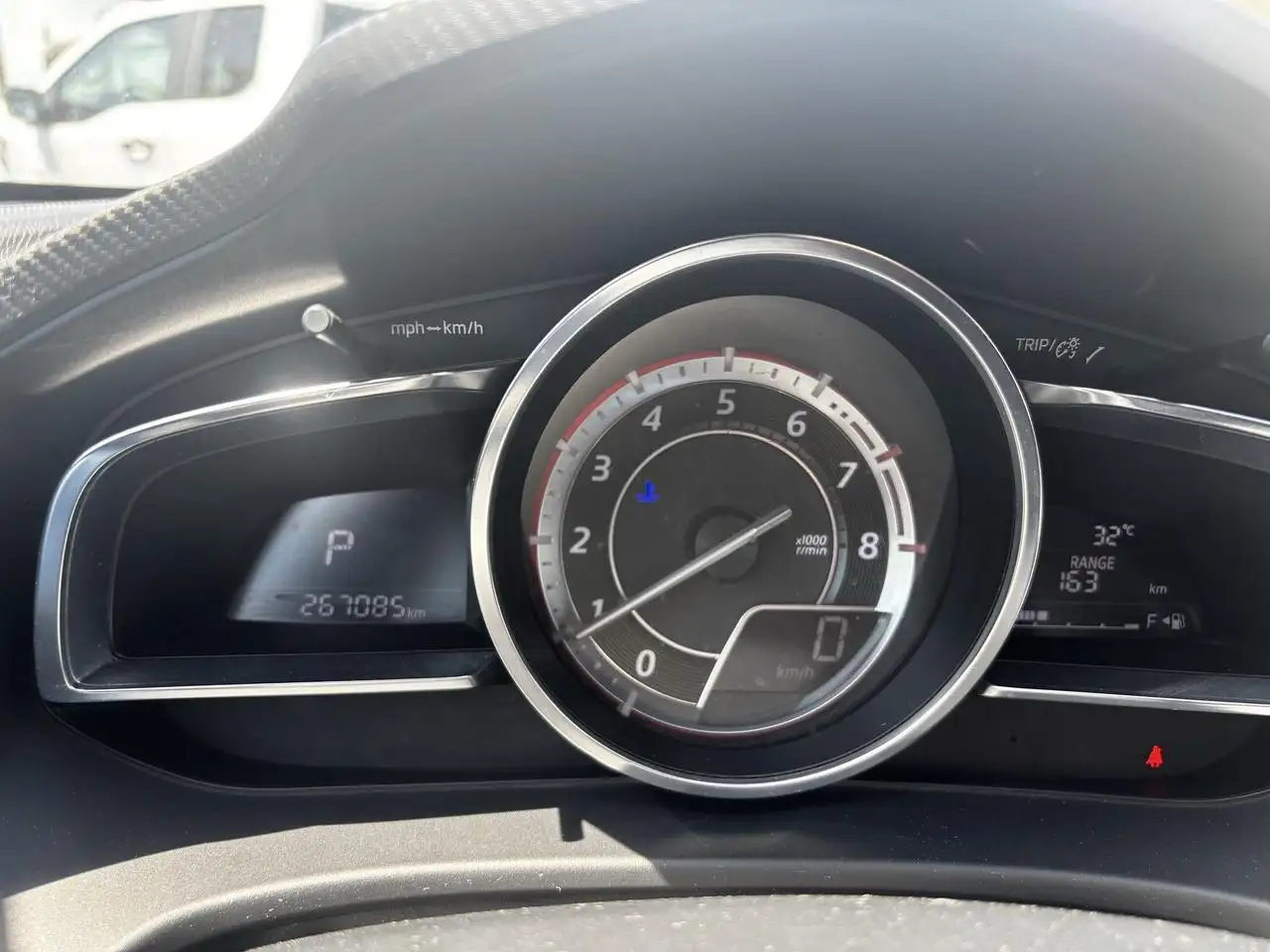 Mazda 3 снимка Mazda 3