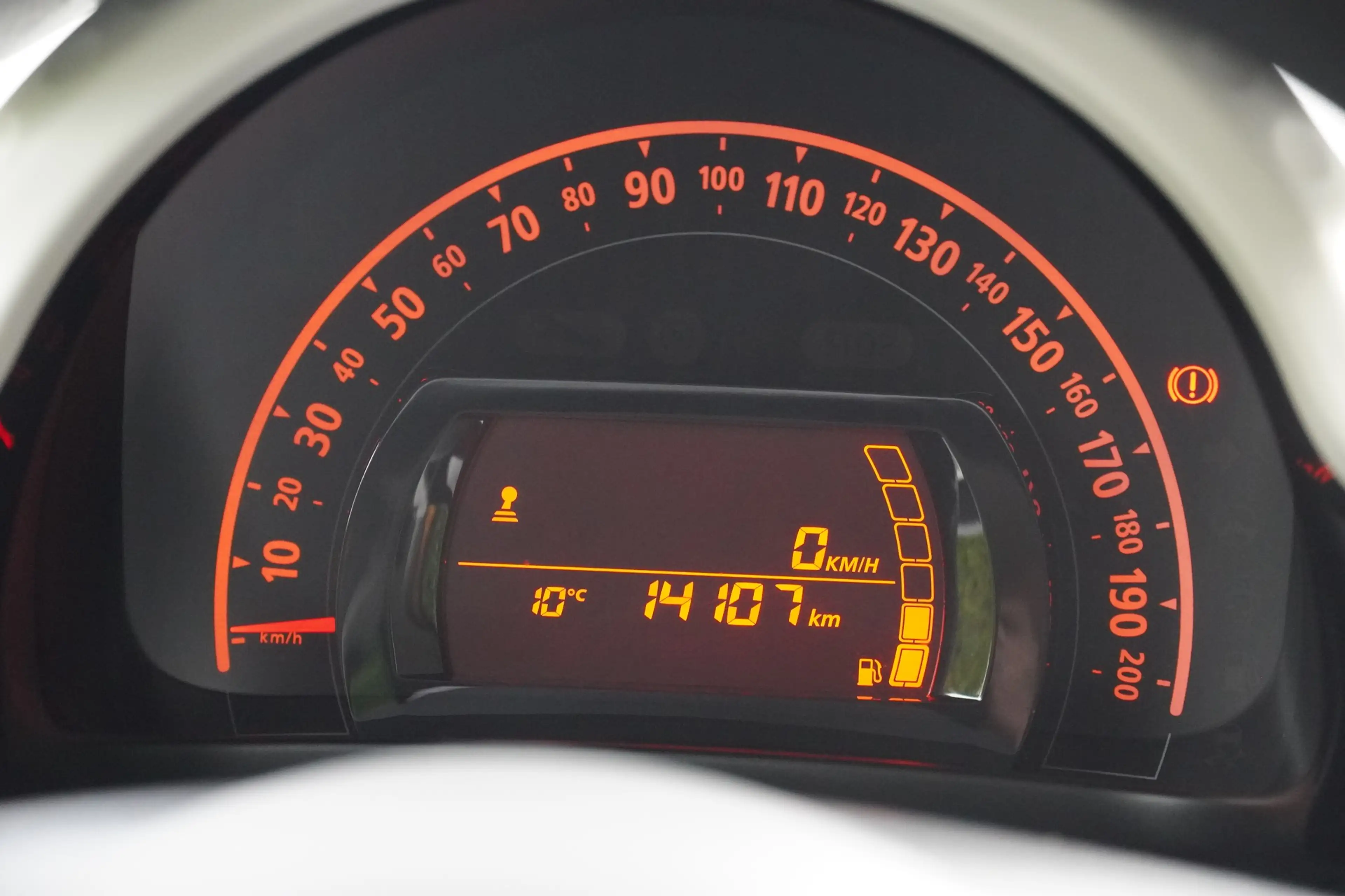 Renault Twingo 1.0 Equilibre Android Apple Klimaaut. DAB — photo 11