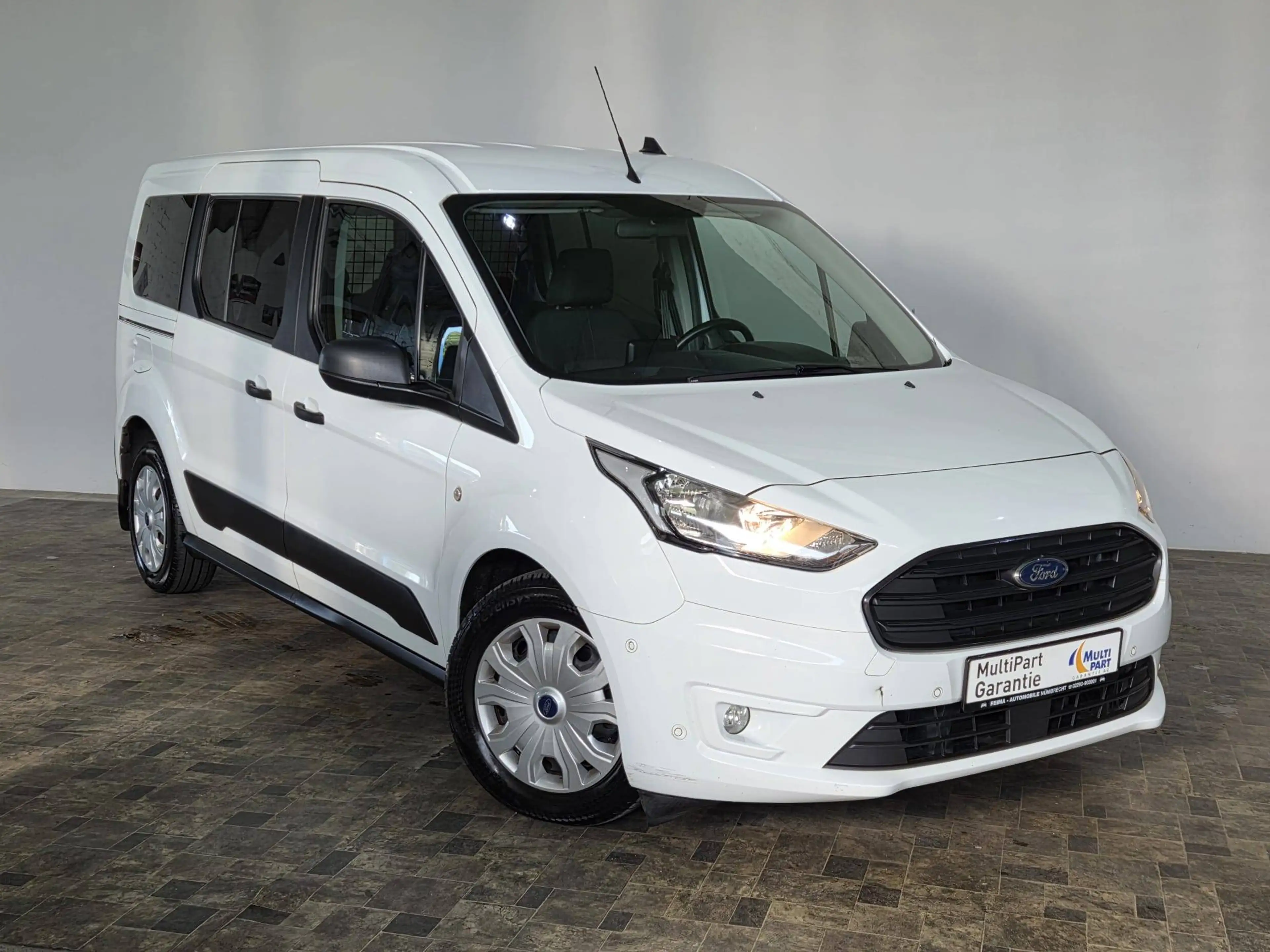 Ford Transit Connect 1,5 D Kombi lang Trend, Navi, Klima, 1.Hand — photo 9