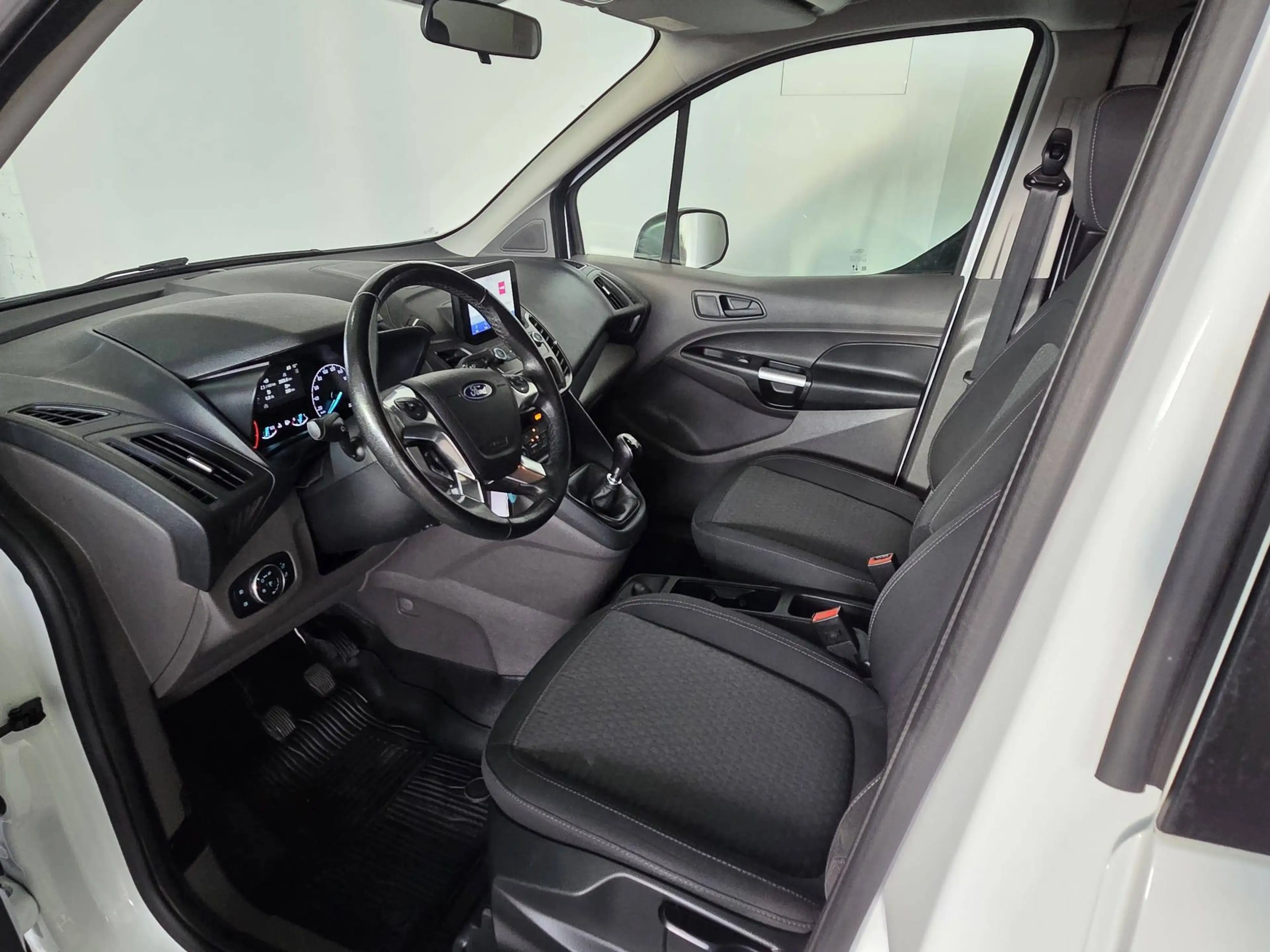 Ford Transit Connect 1,5 D Kombi lang Trend, Navi, Klima, 1.Hand — photo 11