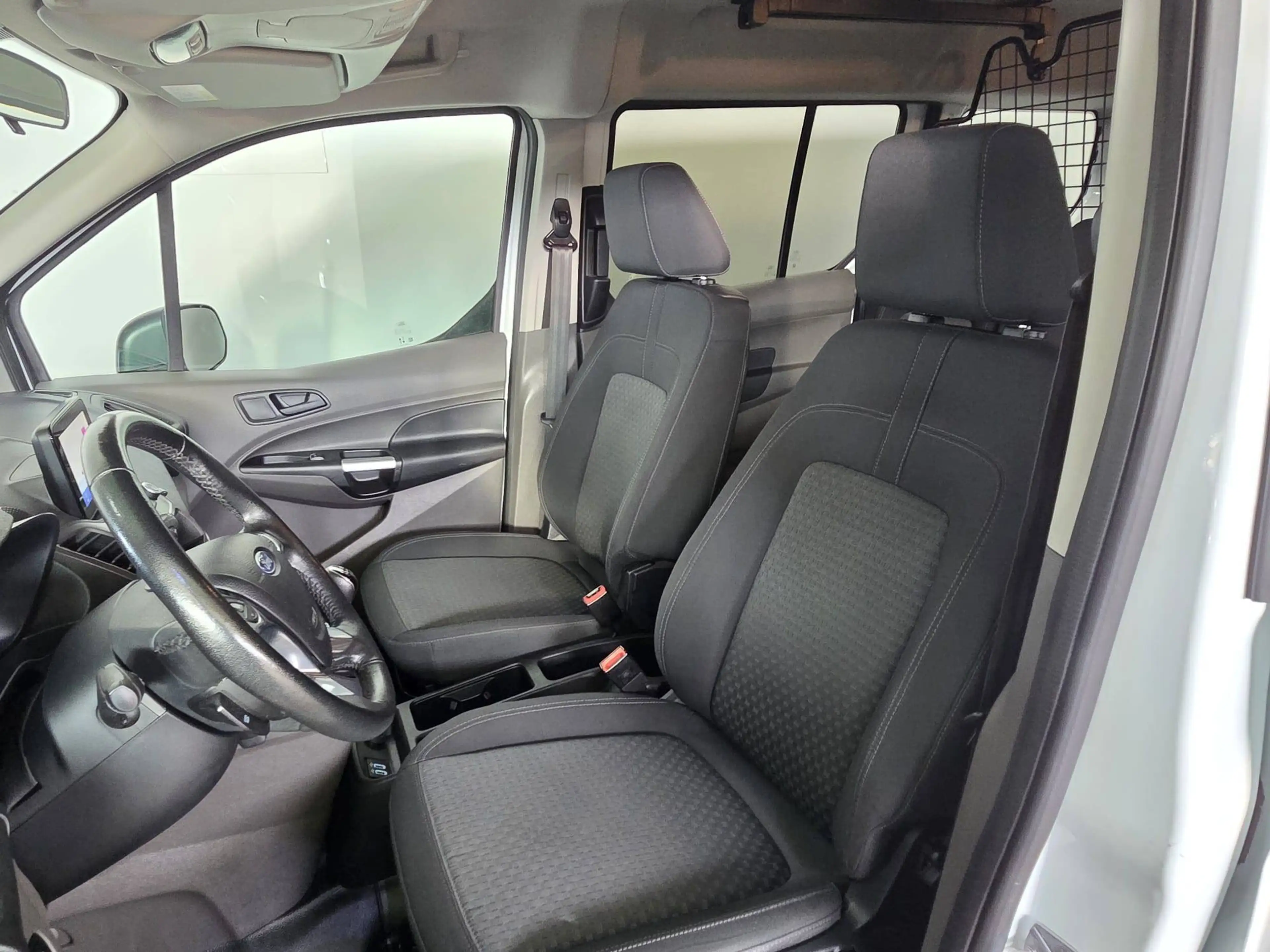 Ford Transit Connect 1,5 D Kombi lang Trend, Navi, Klima, 1.Hand — photo 12