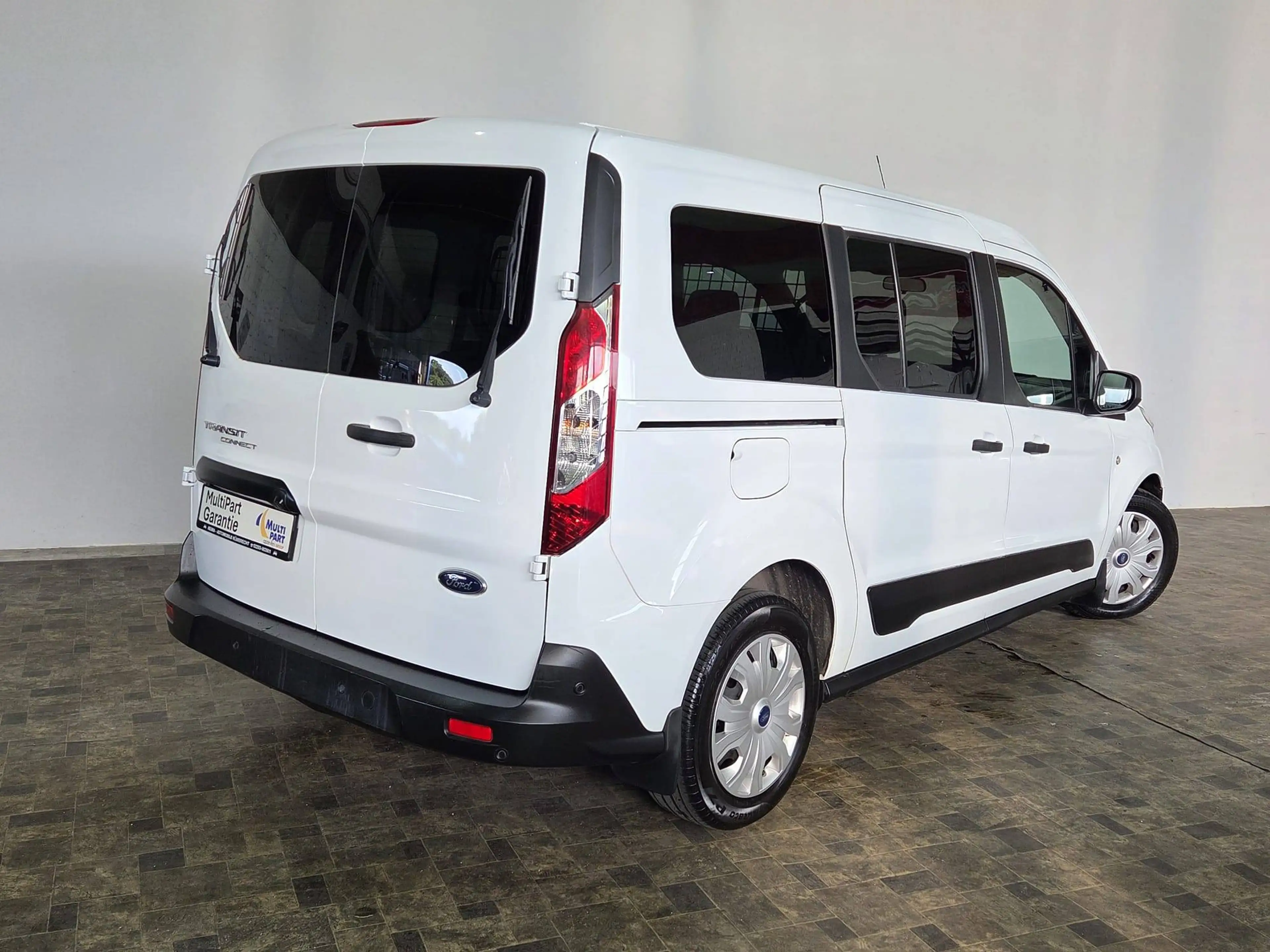 Ford Transit Connect 1,5 D Kombi lang Trend, Navi, Klima, 1.Hand — photo 8