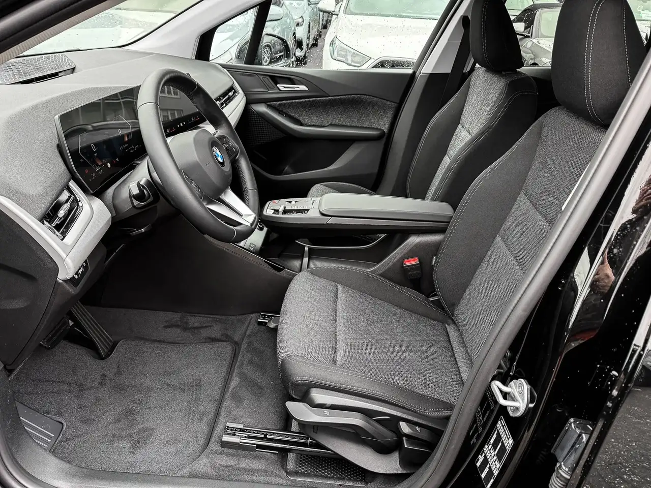 BMW 218 i Active Tourer * Panorama Glasdach * Rückfahrkame 12