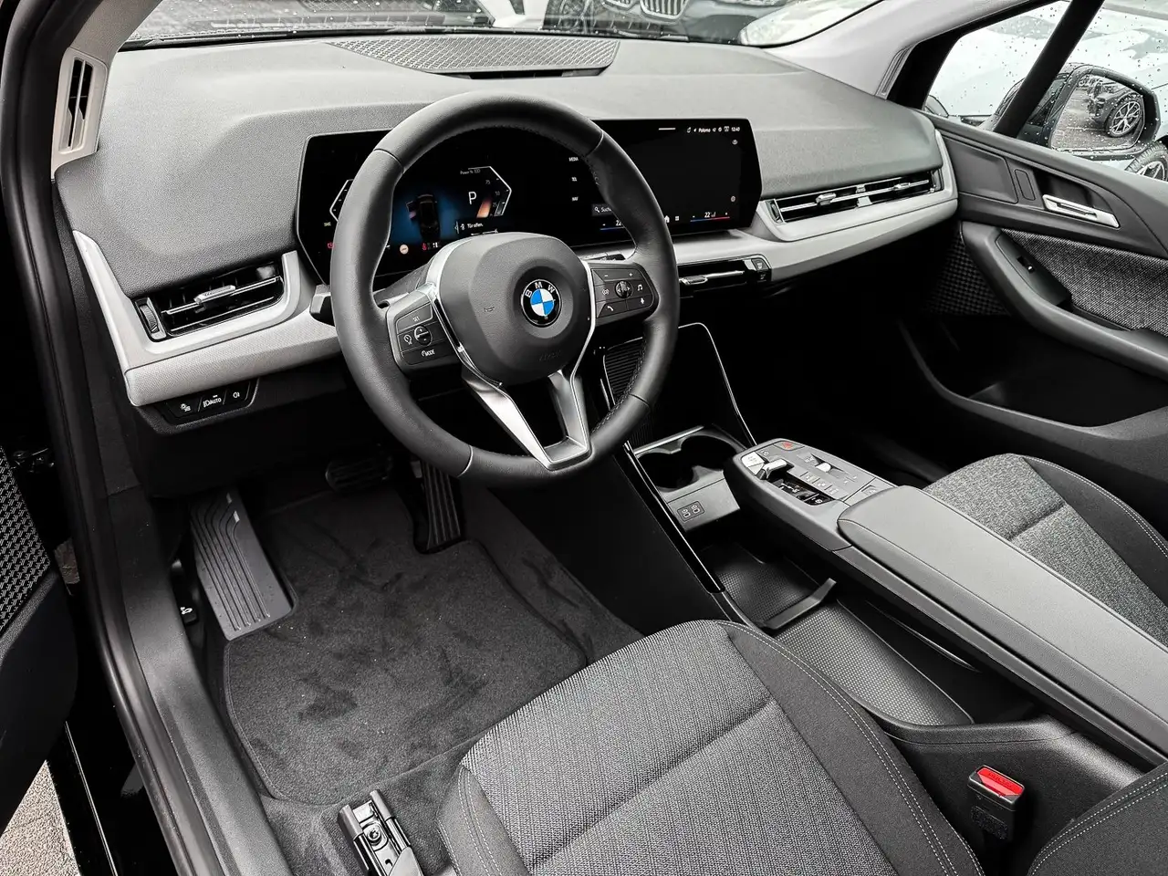 BMW 218 i Active Tourer * Panorama Glasdach * Rückfahrkame 6