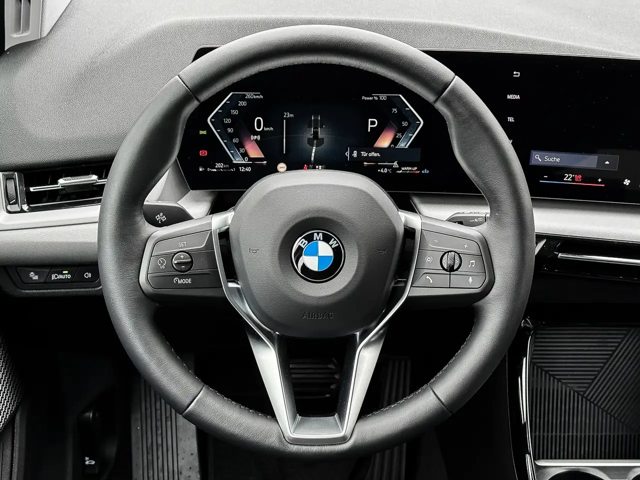BMW 218 i Active Tourer * Panorama Glasdach * Rückfahrkame 10
