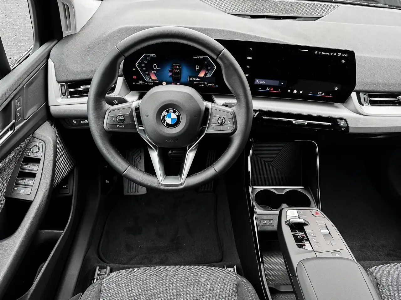 BMW 218 i Active Tourer * Panorama Glasdach * Rückfahrkame 8