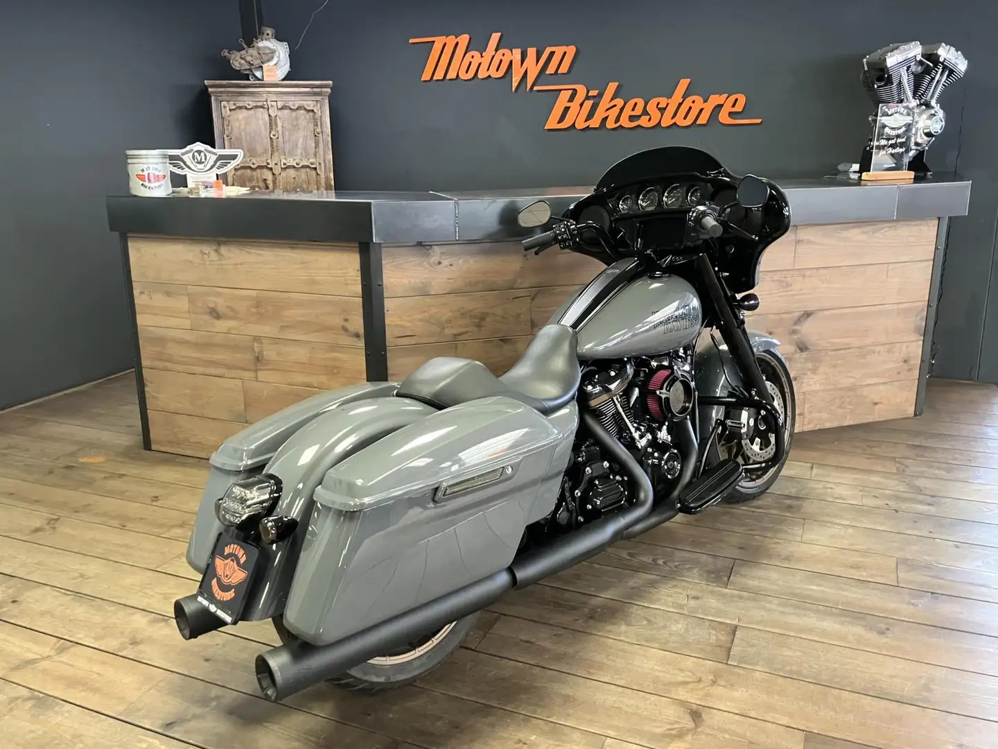 Harley-Davidson Street Glide FLHXST 117Ci Streetglide ST Line Gunship Grey Appl Grey - 2