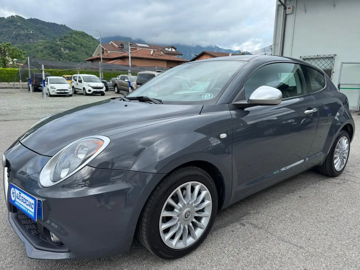 Alfa Romeo MiTo 1.3 MJET 1 PROP. E6B OK NEOP. Gris - 1