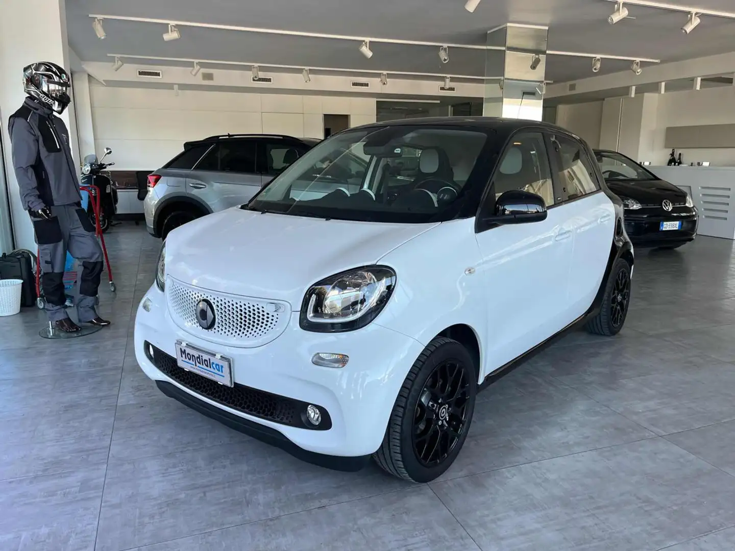 smart forFour 70 1.0 Passion Bianco - 1