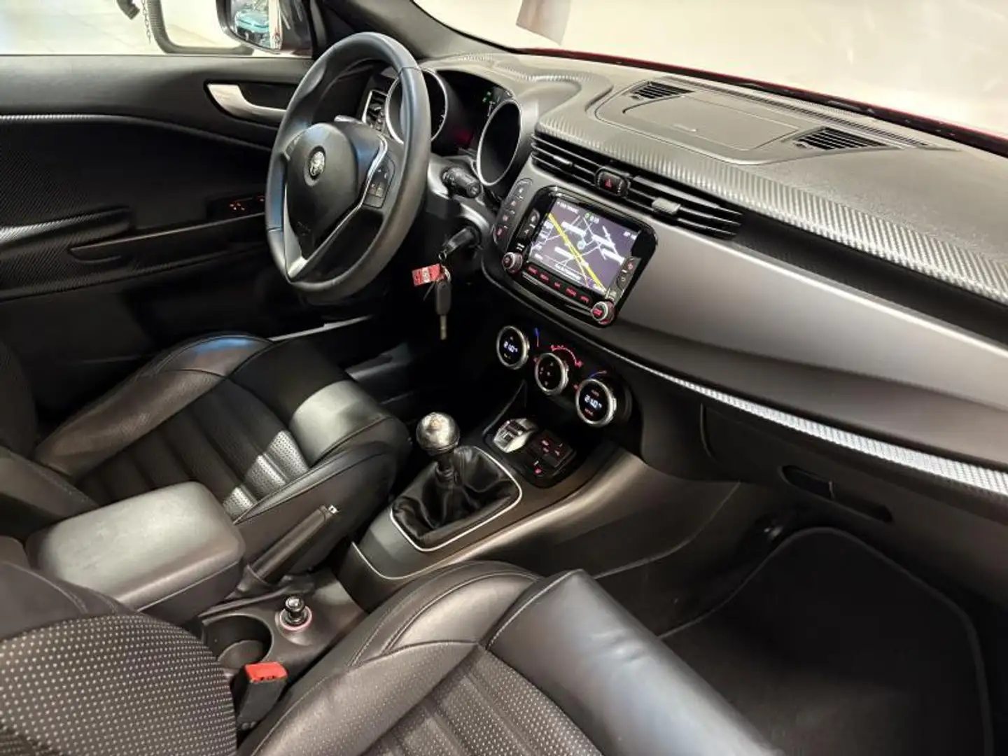 Alfa Romeo Giulietta Super Rood - 2