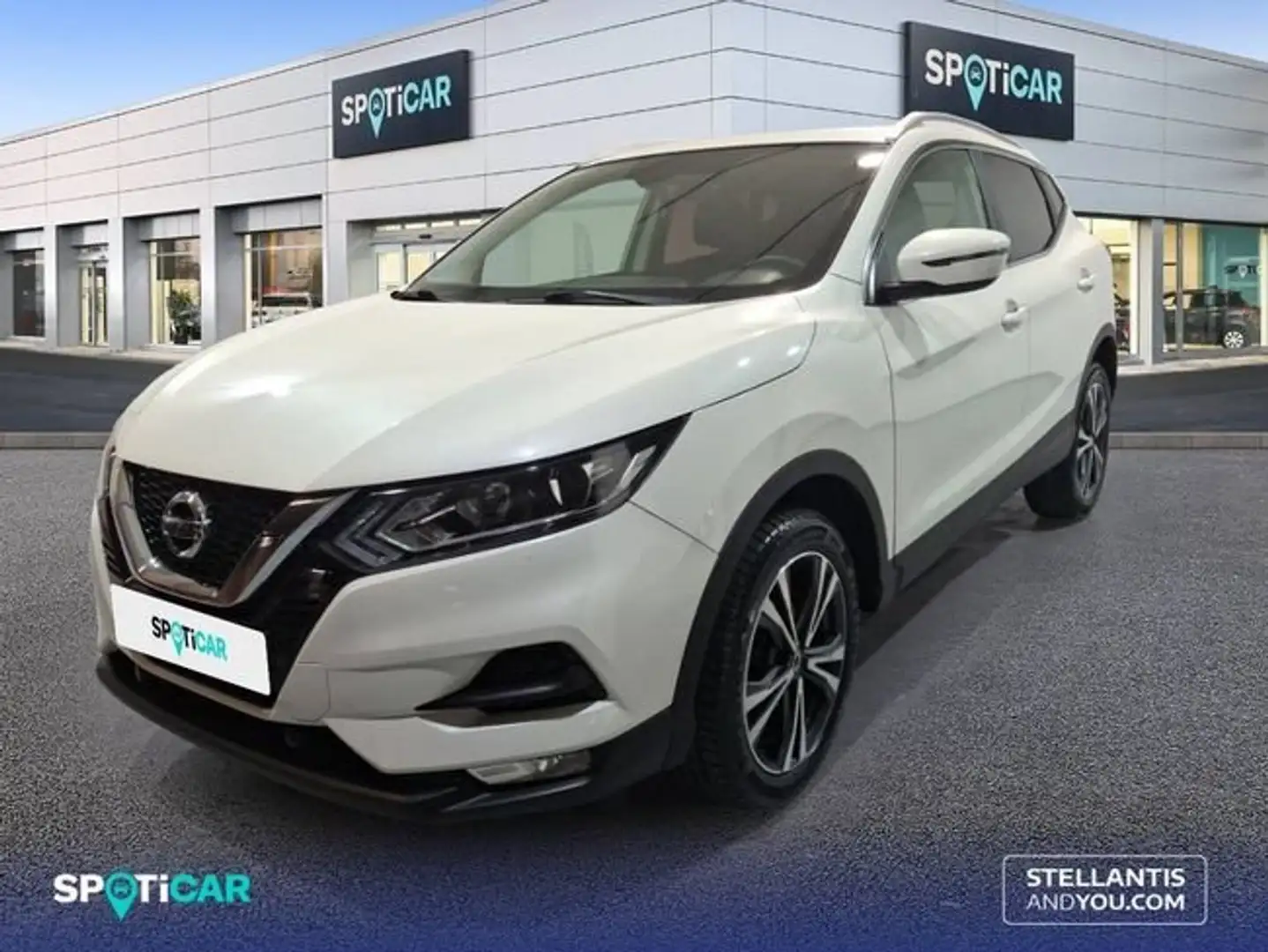 Nissan Qashqai DIG-T 103 kW (140 CV) E6D ACENTA Blanco - 1