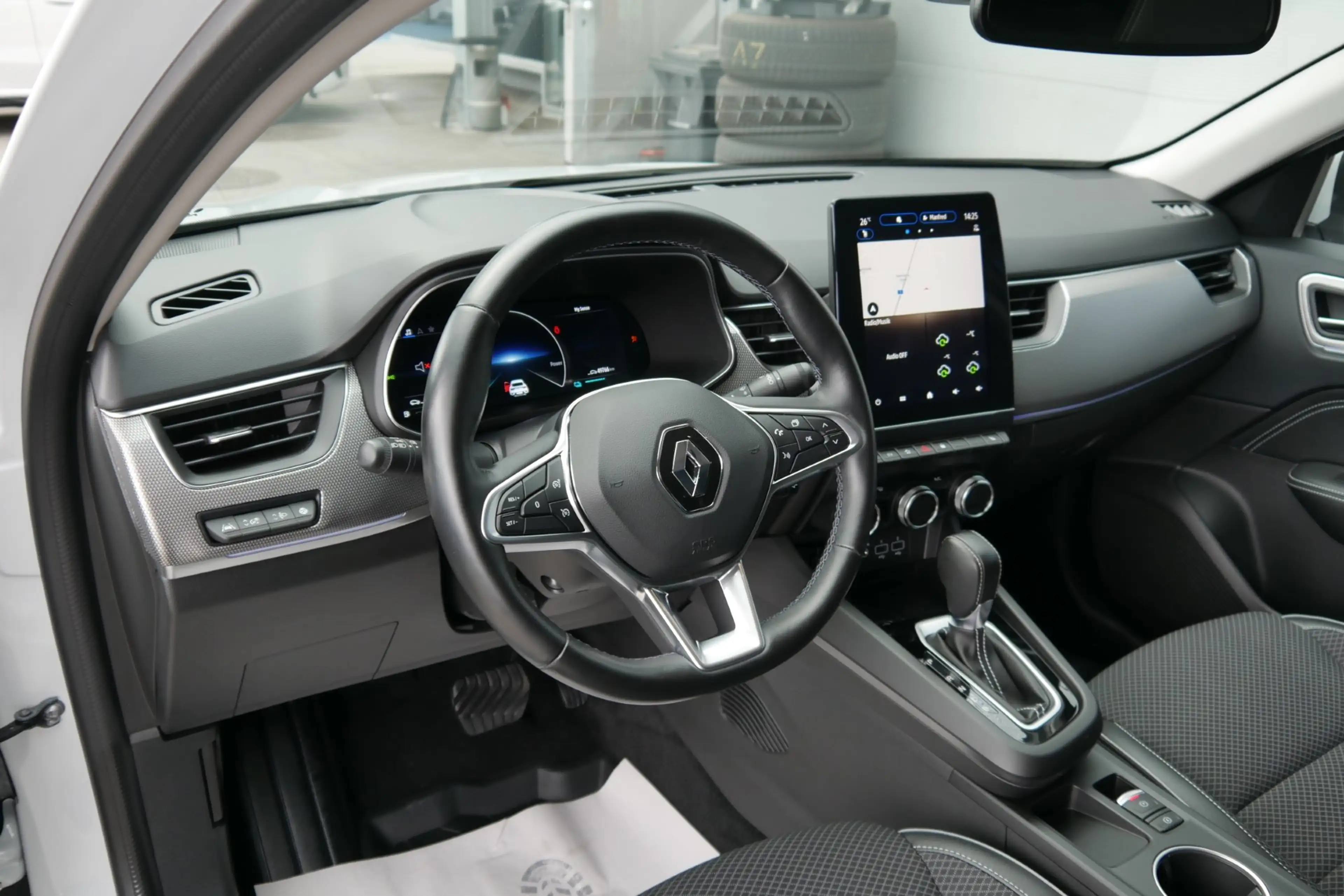 Renault Arkana E-Tech Hybrid 145 Techno *AHK/Navi/RFK/Lenkradhzg./LED* — photo 8