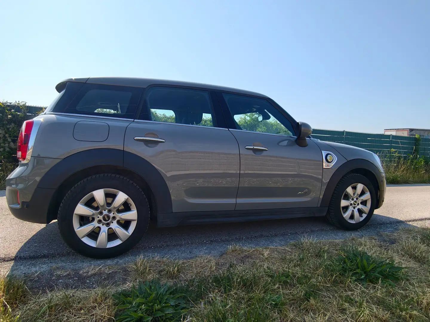 MINI Countryman SE All4 Hybrid Grau - 2
