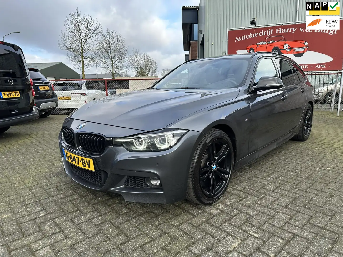 BMW 318 3-serie Touring 318i M Sport Corporate Lease Autom Gris - 1