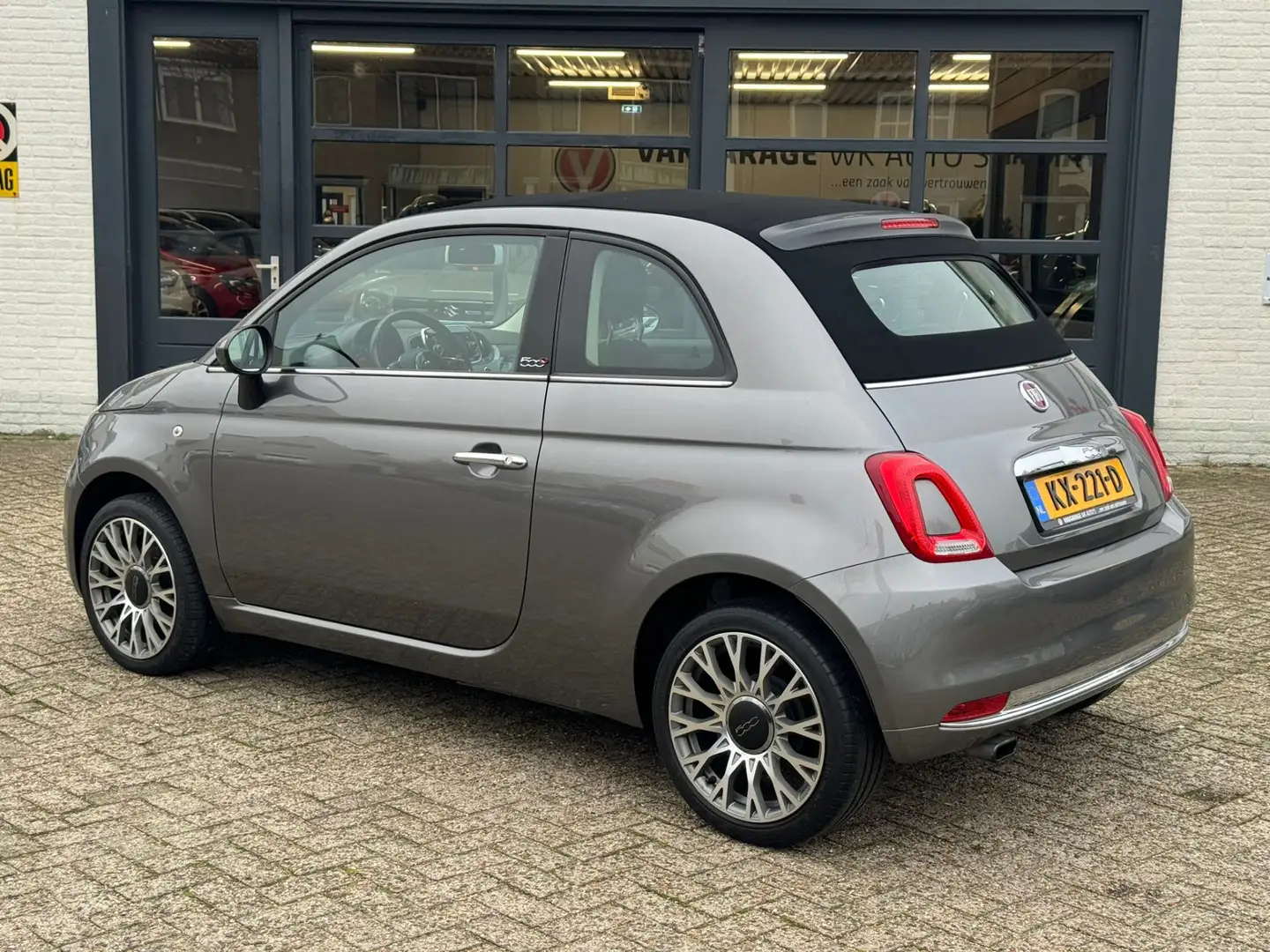 Fiat 500C 0.9 TwinAir Turbo Lounge - Cabrio - NAVI Grijs - 2