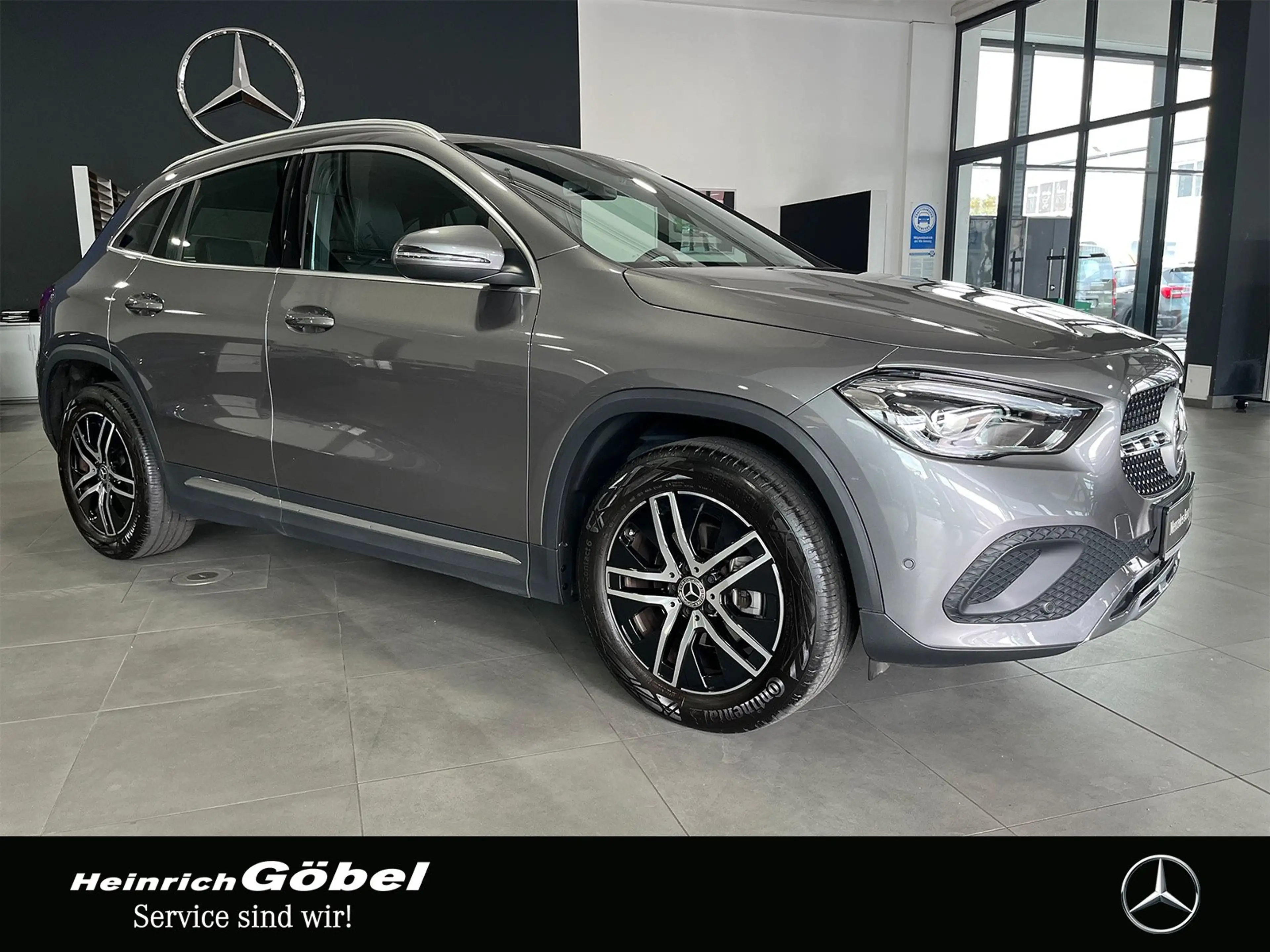 Mercedes-Benz GLA 180 PROGRESSIVE 7G-DCT+KAMERA+LED+ANHÄNGERKU — photo 2