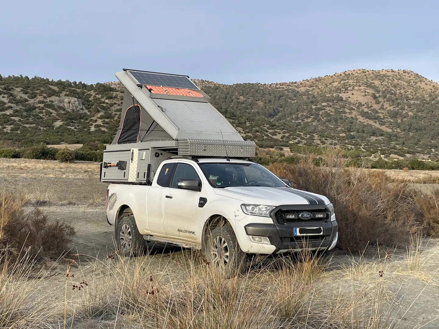 Ford Ranger Offroad Camper - Expeditionsfahrzeug Weiß - 1