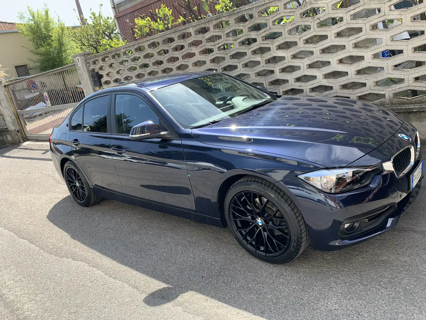 BMW 318 318d Business Advantage auto - 1