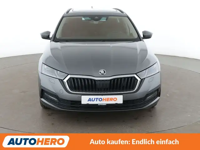 Skoda Octavia view 9