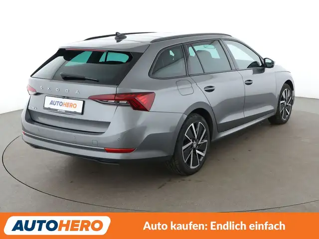 Skoda Octavia view 6