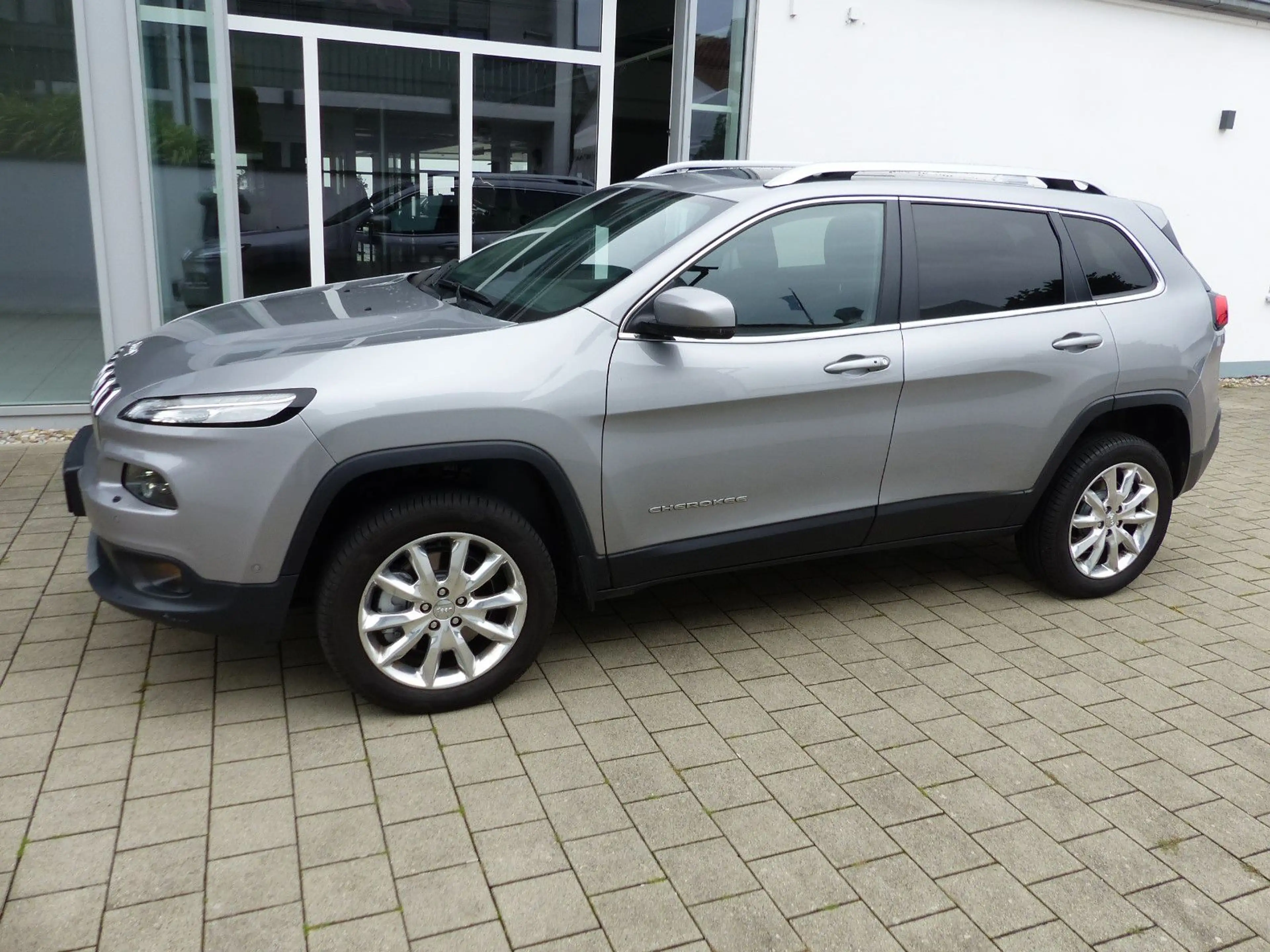 Jeep Cherokee 2.2 4WD Active Drive II  Pano Leder AHK — photo 3