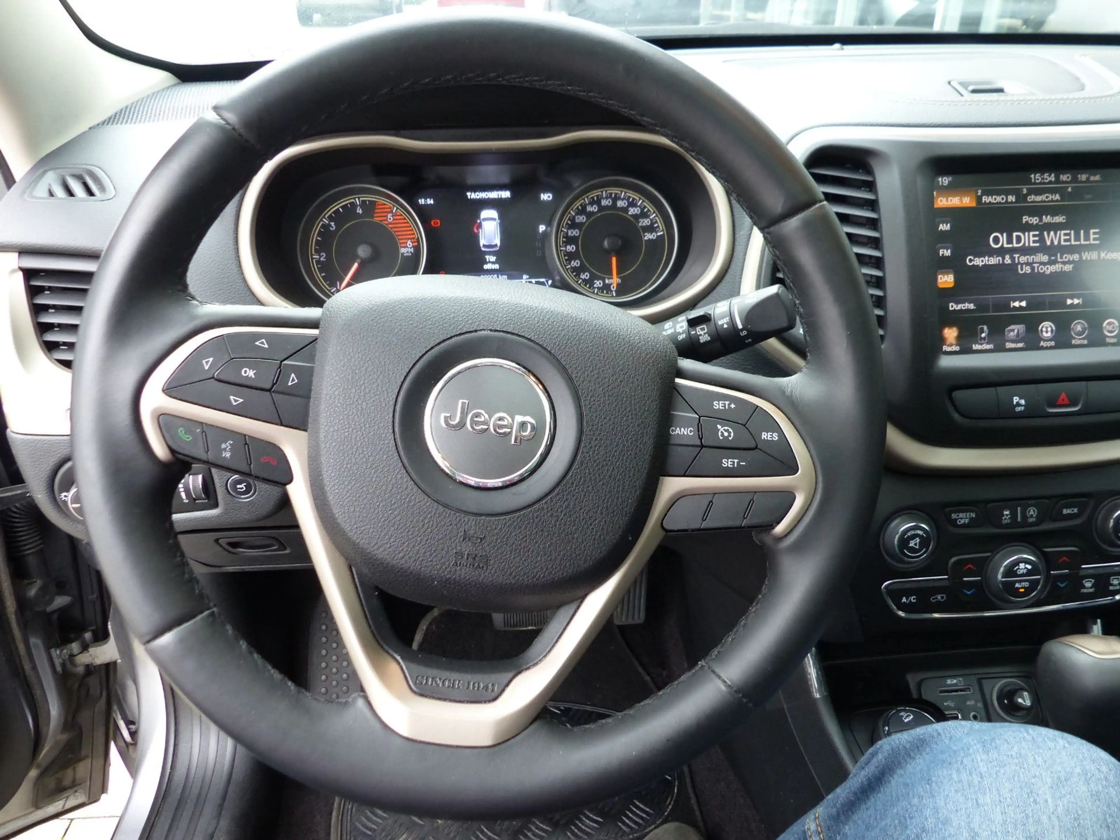 Jeep Cherokee 2.2 4WD Active Drive II  Pano Leder AHK — photo 13