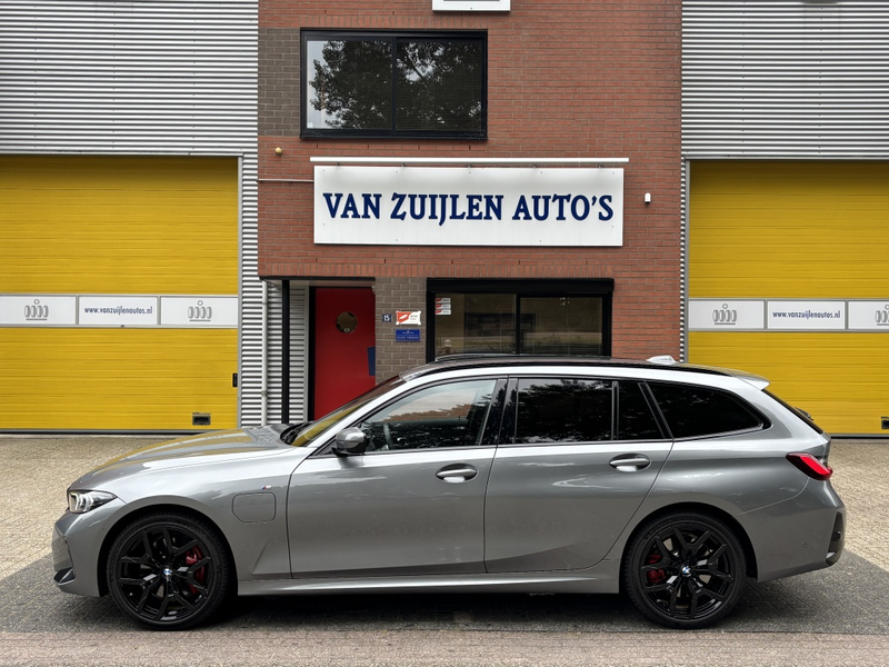 BMW 330 3-serie Touring 330e Touring M-Sport Head-Up Trekh — photo 3