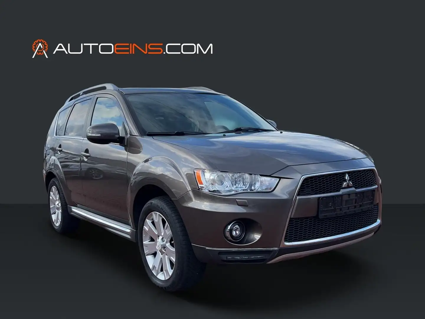 Mitsubishi Outlander Instyle 4WD 2.2 DID*Bi-Xenon*Navi* Braun - 1