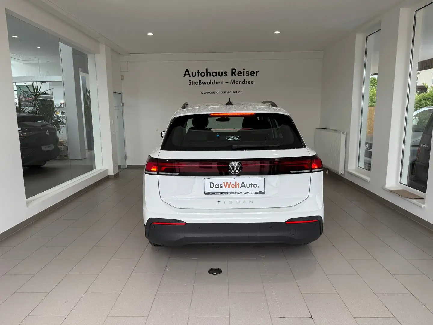 Volkswagen Tiguan Life eTSI DSG Wit - 2